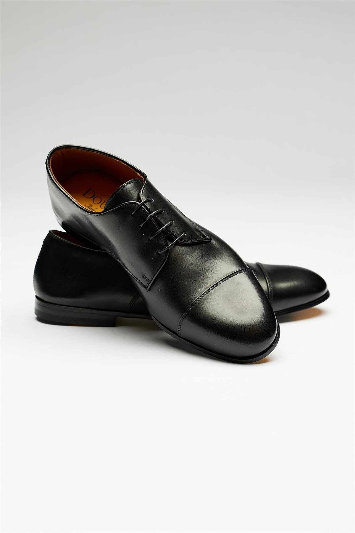 Siyah Bağcıklı Deri Ayakkabı