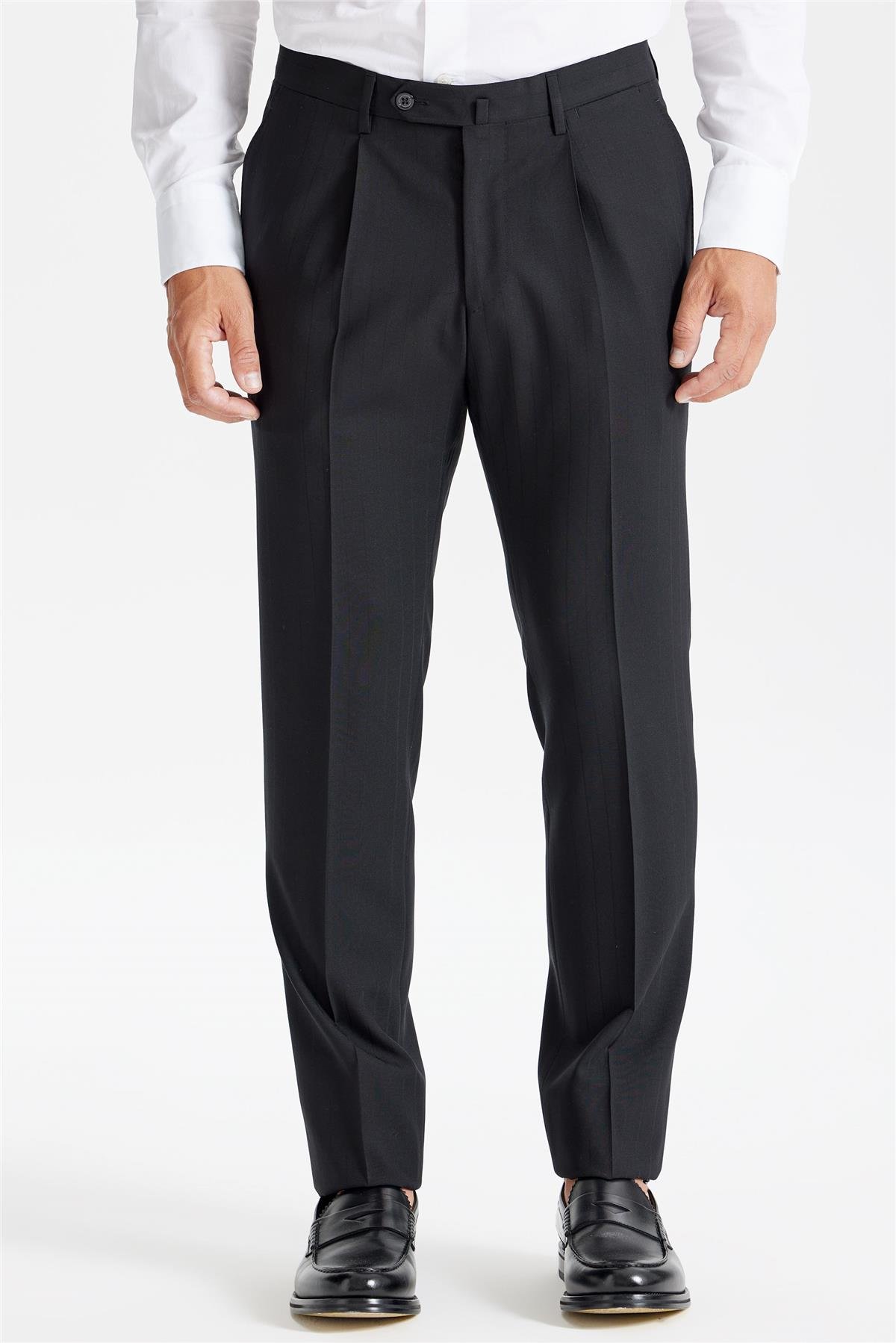 Siyah Çizgili YünTakım Elbise