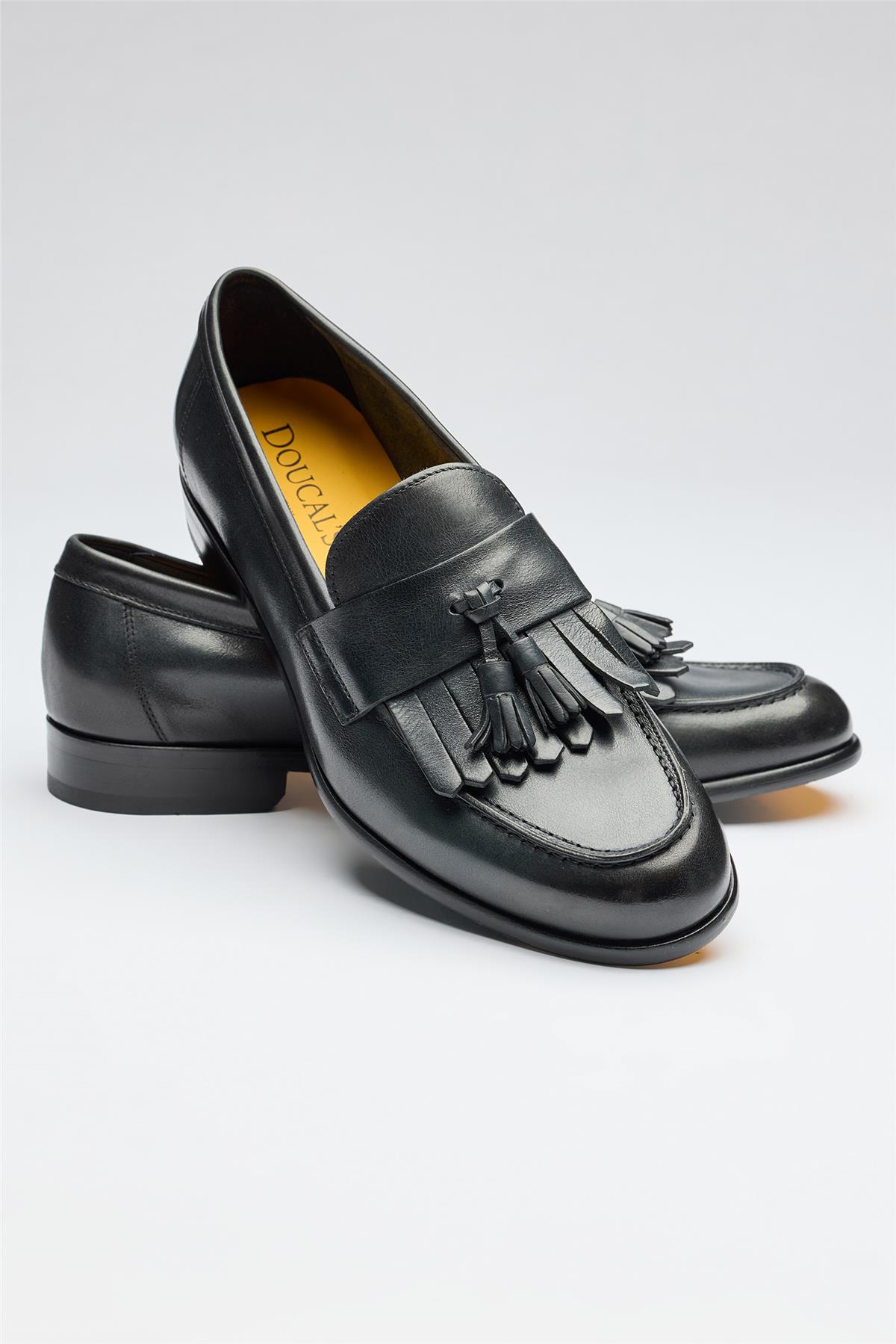 Siyah Püsküllü Kösele Deri Loafer