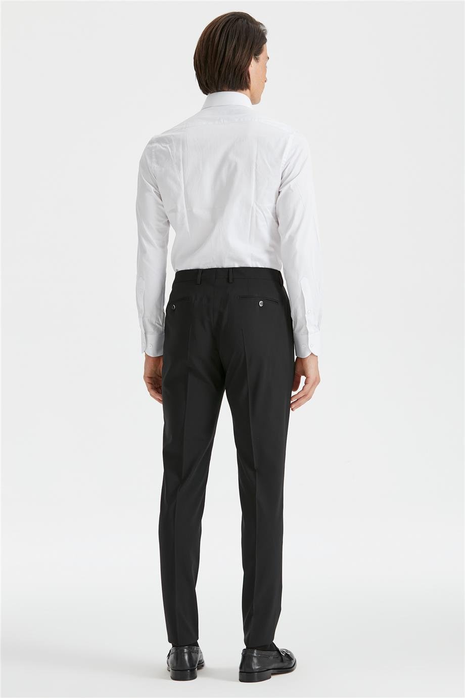 Siyah Tek Pileli Pantolon