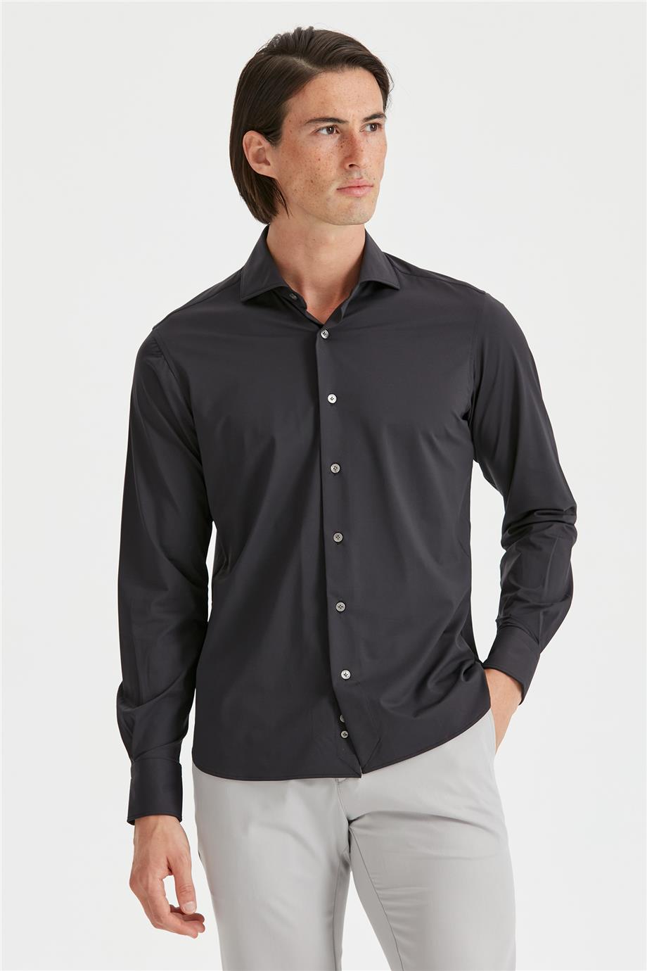 Siyah Teknik Kumaş Gömlek
