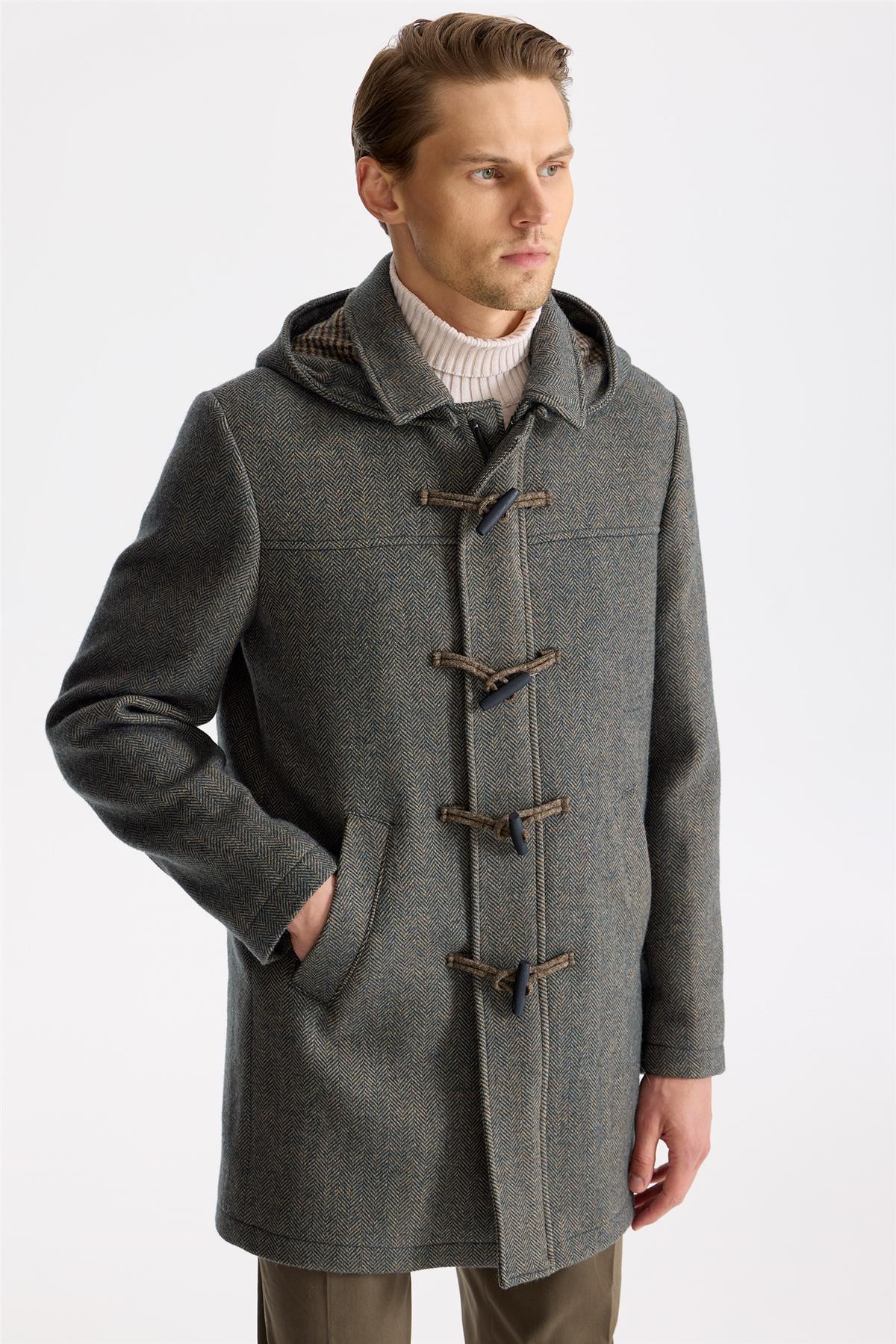 Yeşil Kapüşonlu Yün Kaban