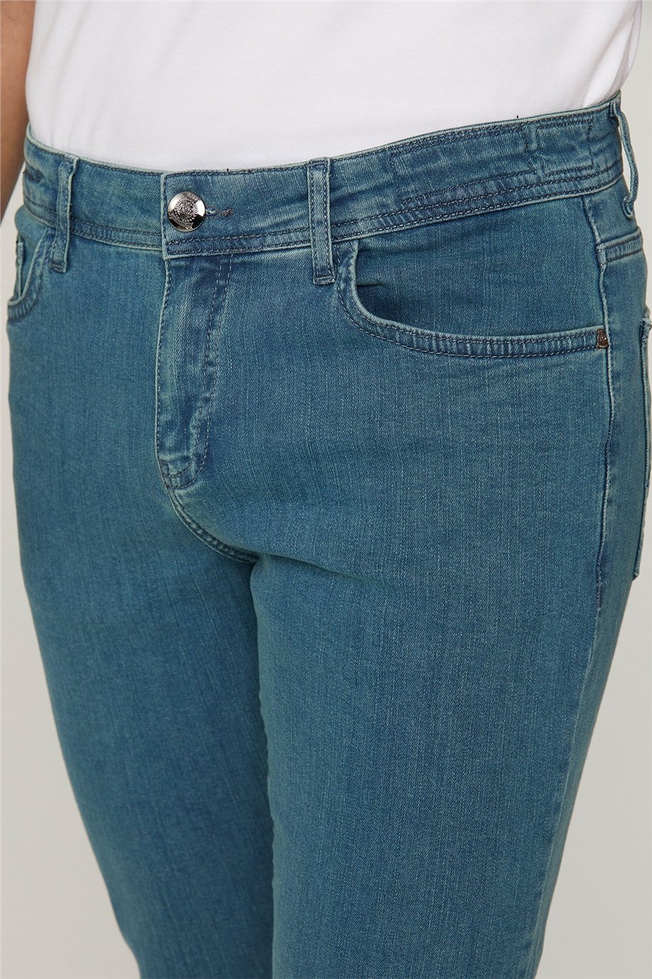 Yeşil Taşlamalı Jean Pantolon