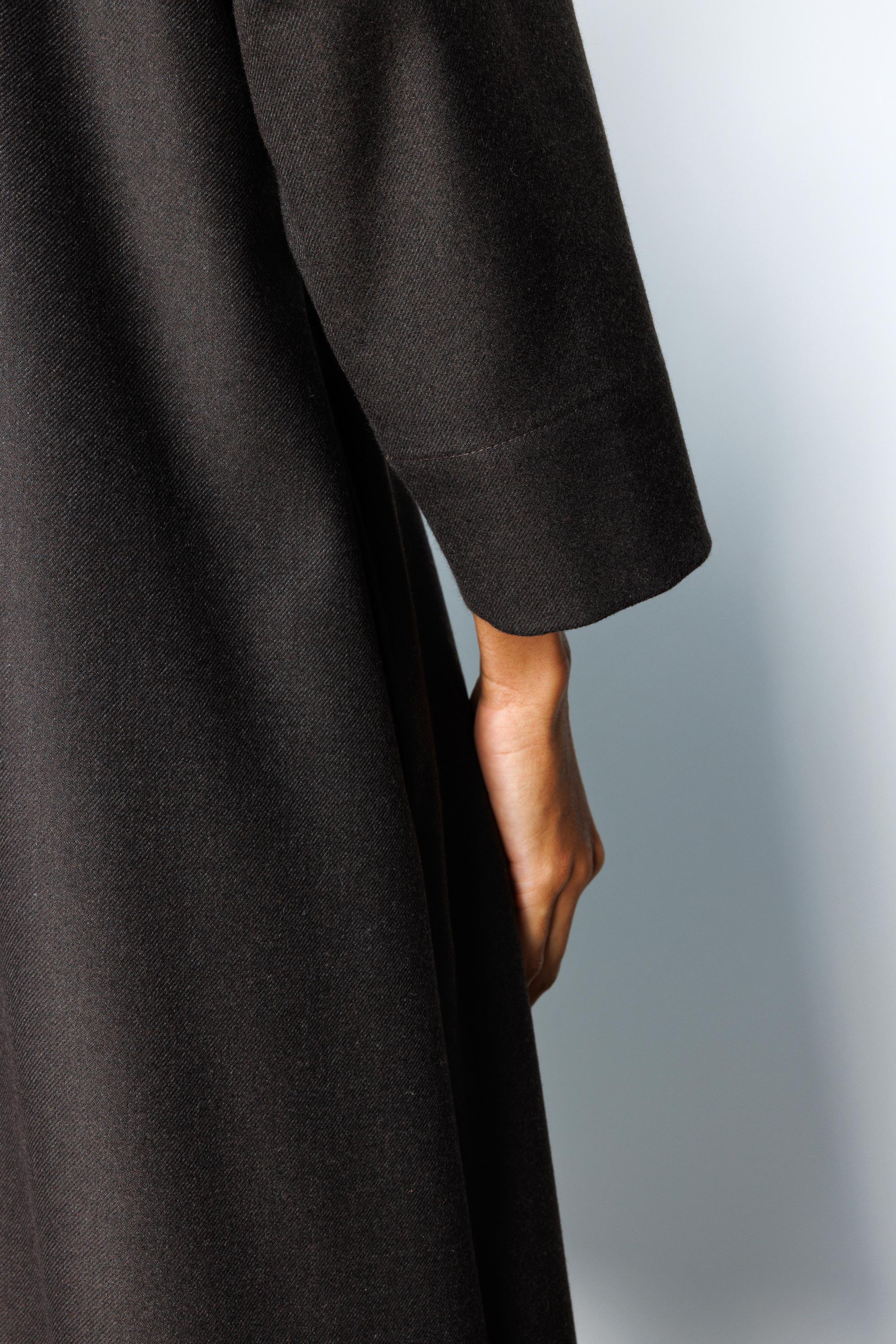 Dik Yaka Flanel Elbise