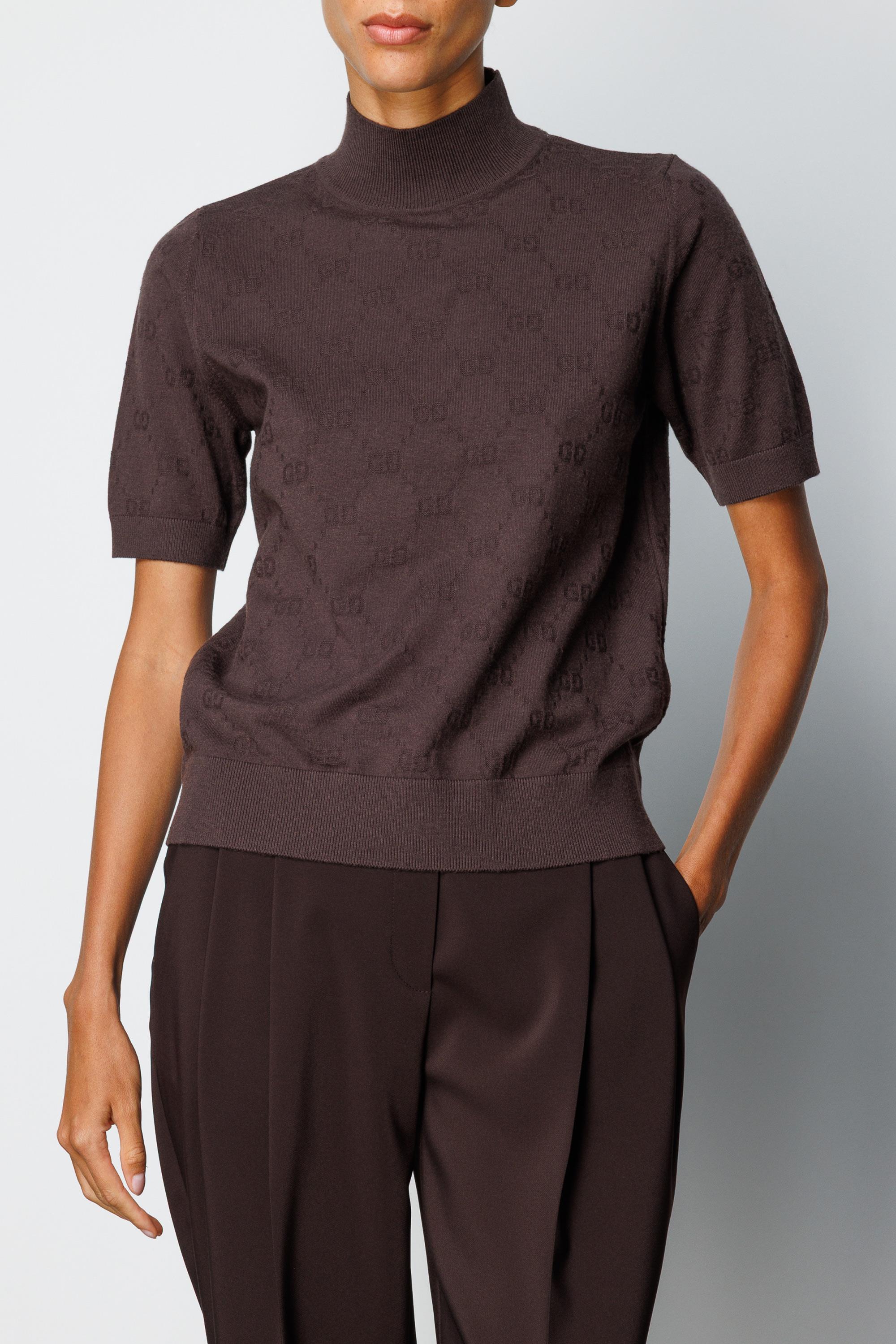 Dik Yaka Jakarlı Yarım Kol Triko