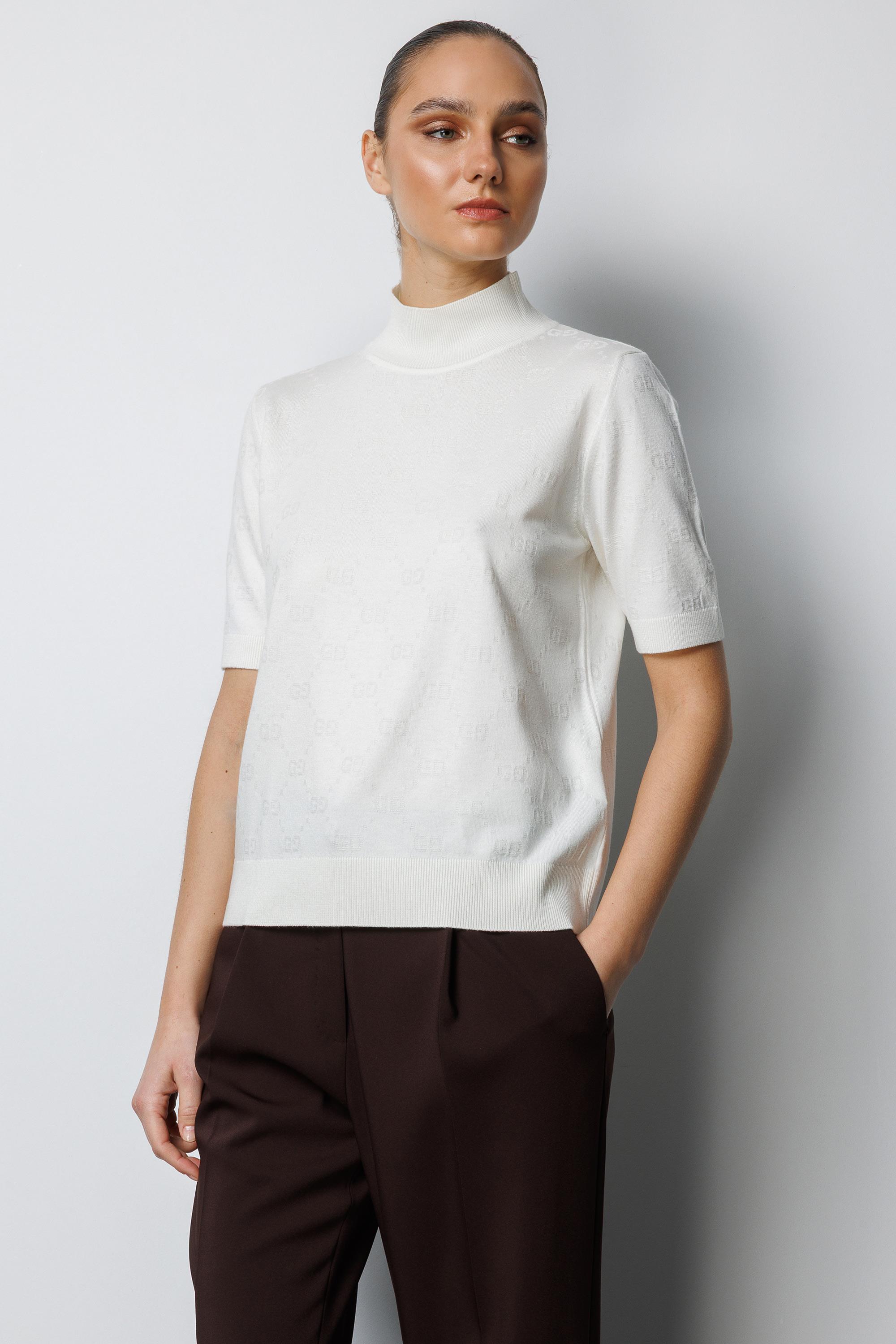 Dik Yaka Jakarlı Yarım Kol Triko