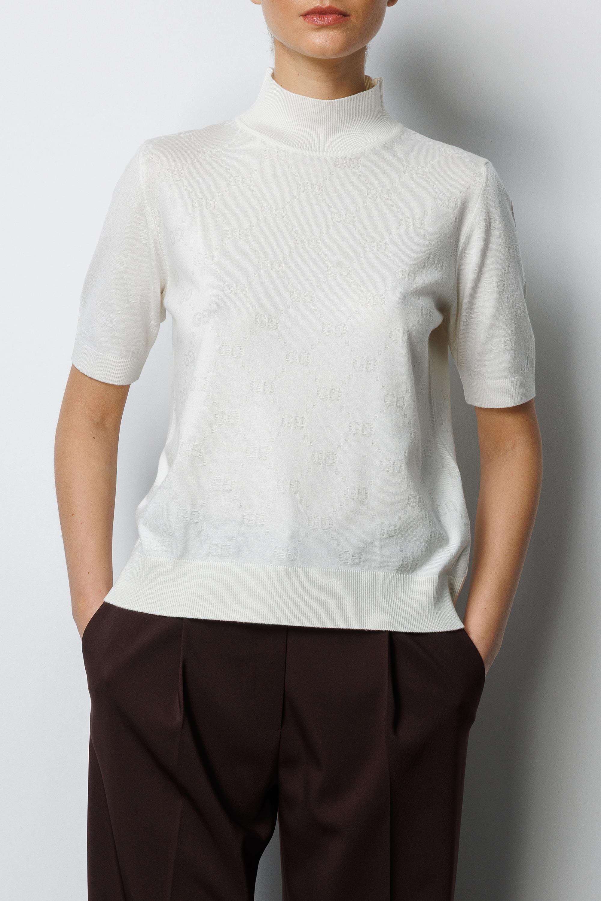 Dik Yaka Jakarlı Yarım Kol Triko