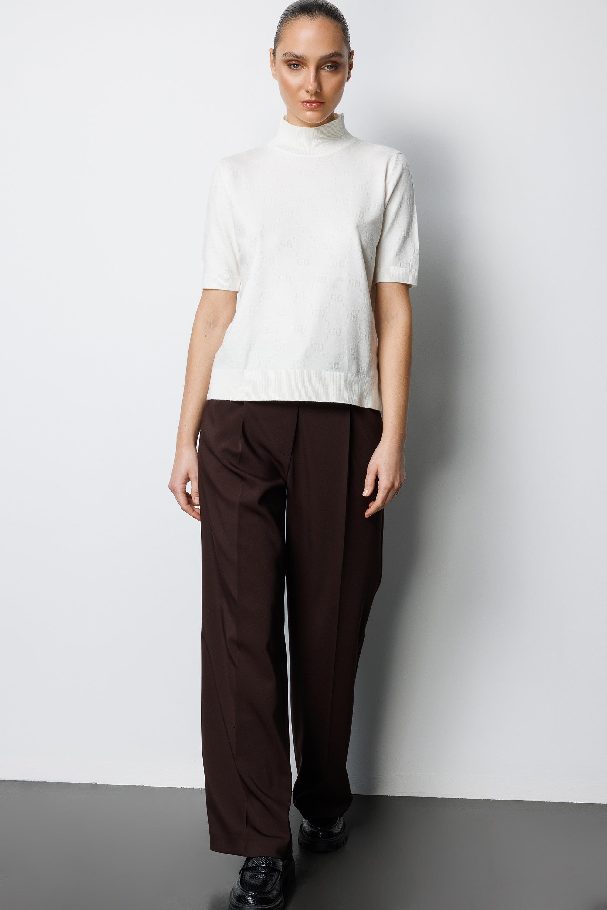 Dik Yaka Jakarlı Yarım Kol Triko