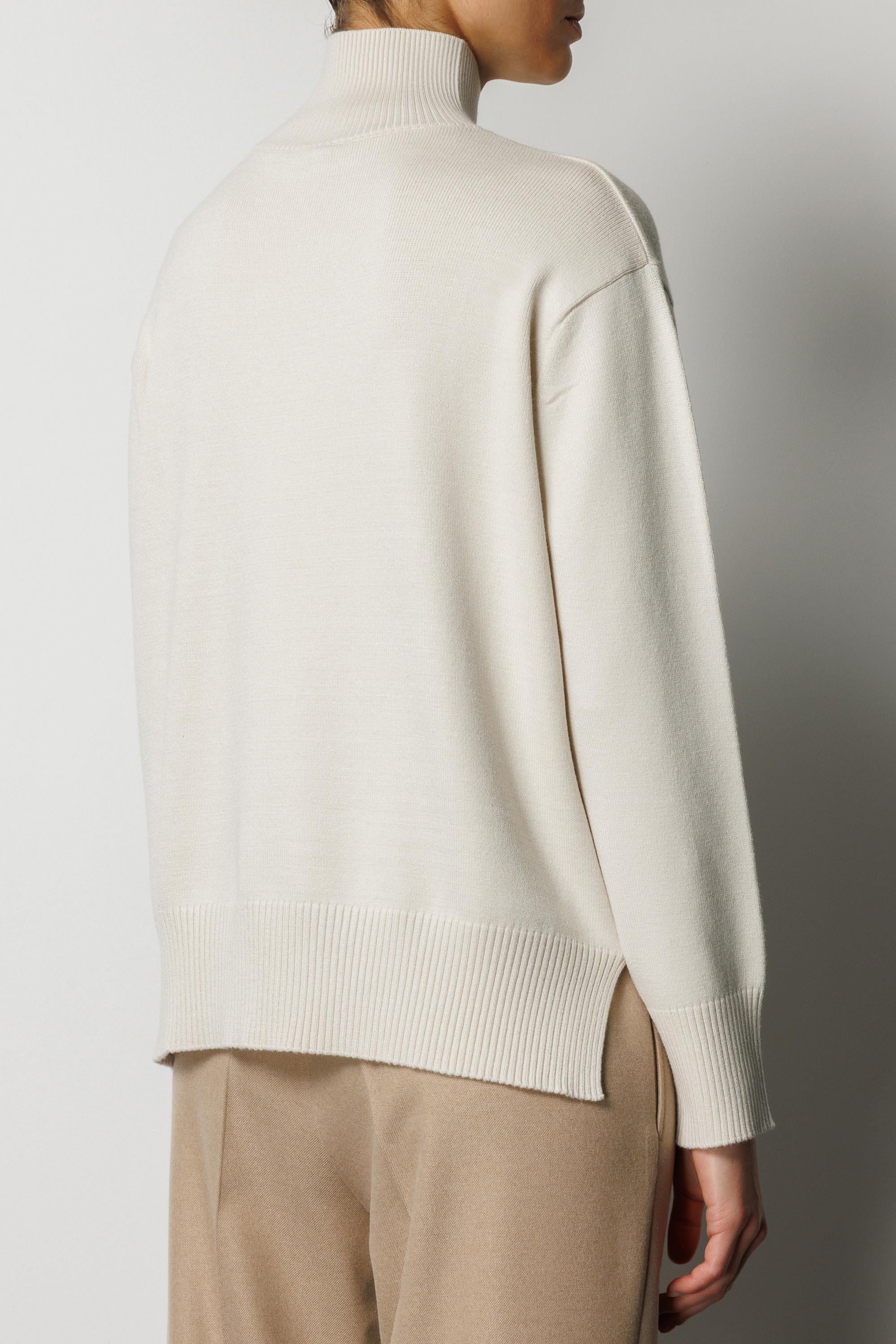 Dik Yaka Oversize Triko