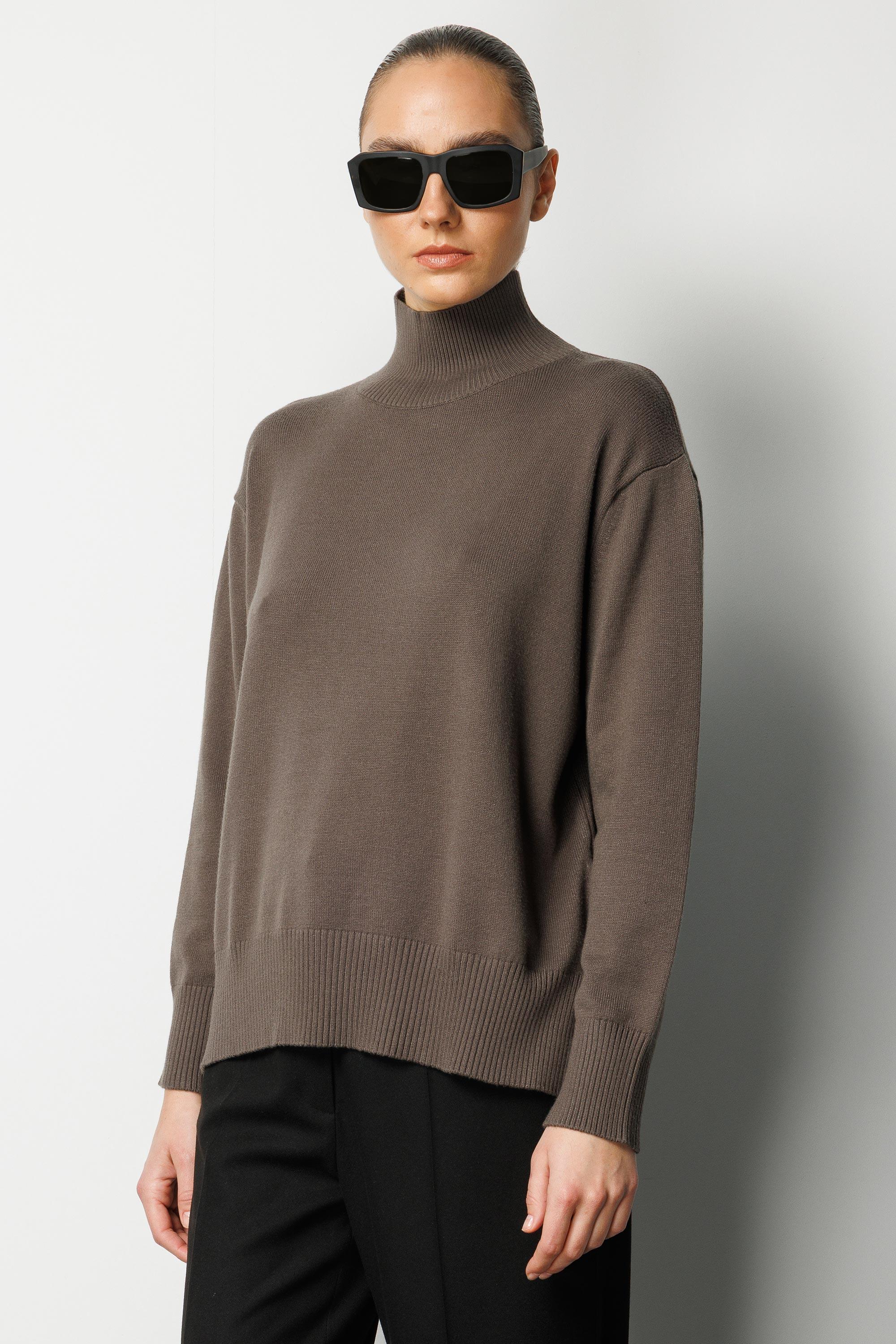 Dik Yaka Oversize Triko