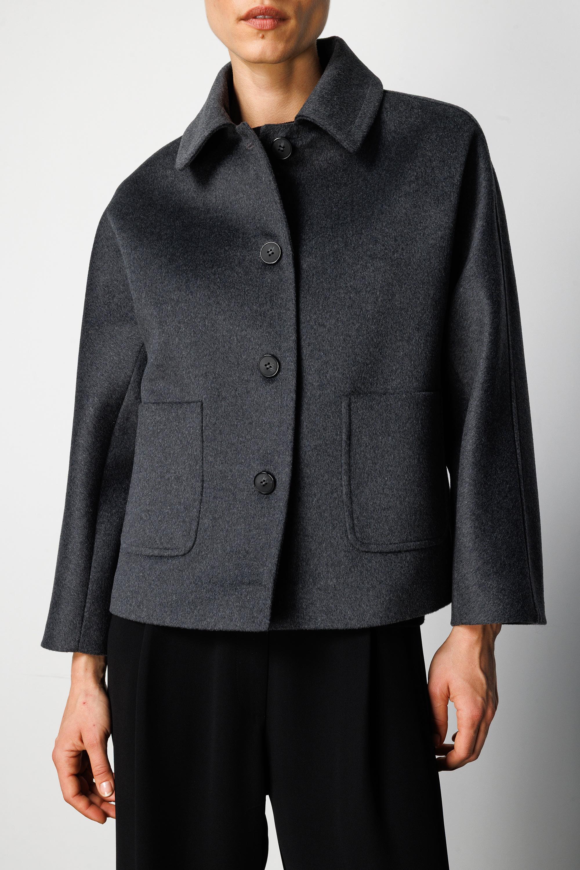 Dıştan Cepli Dik Yaka Fermuarlı Cup