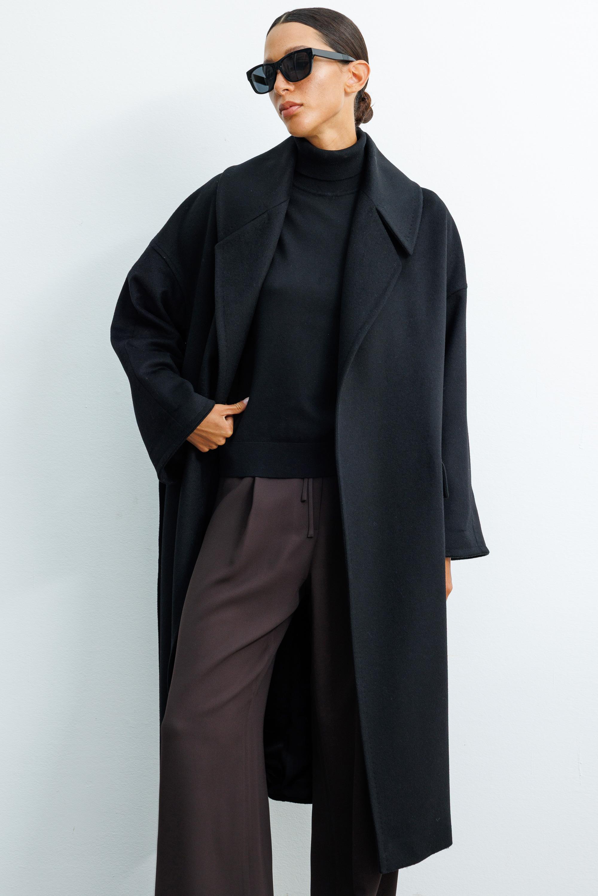 Geniş Yaka Kemerli Manto