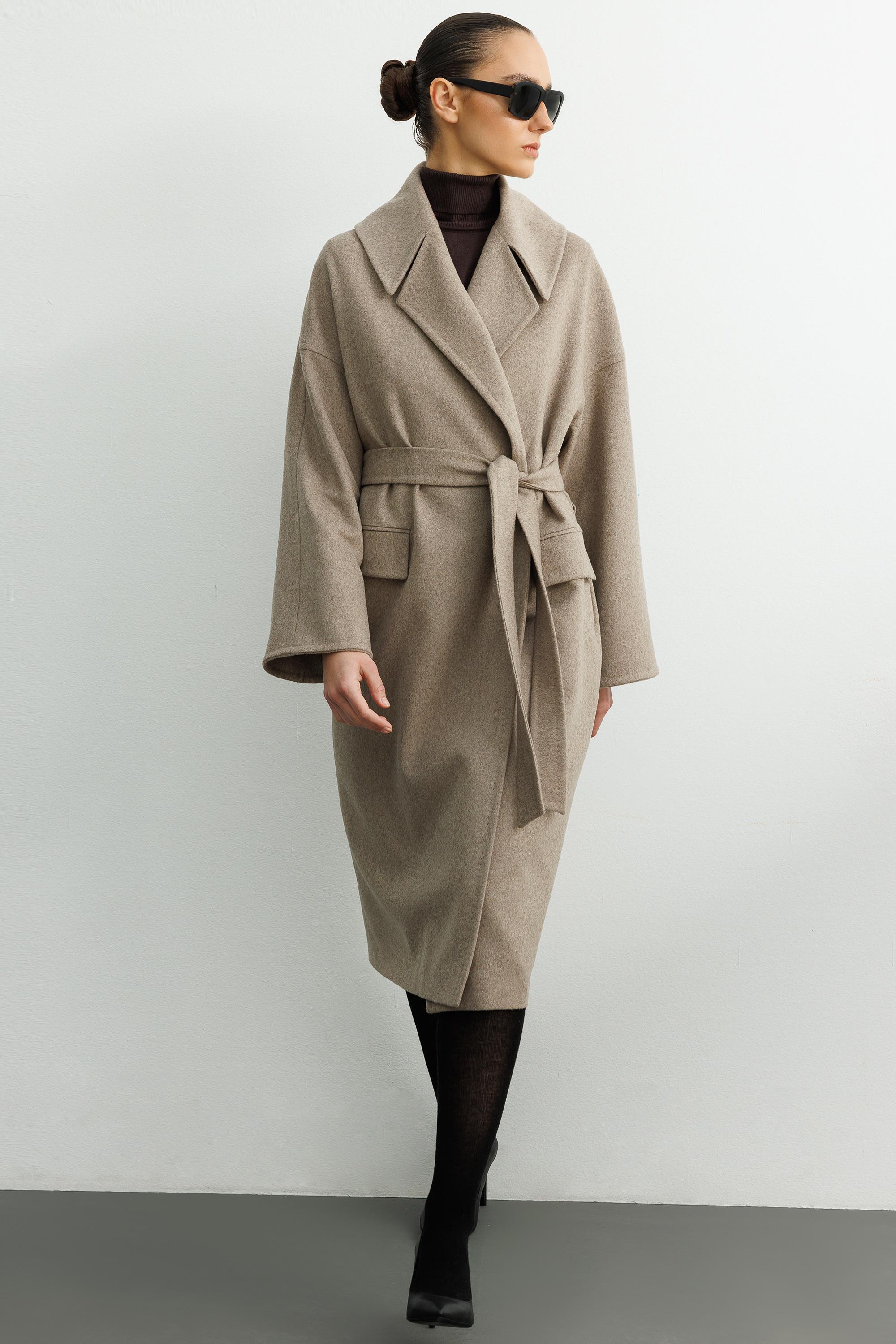 Geniş Yaka Kemerli Manto