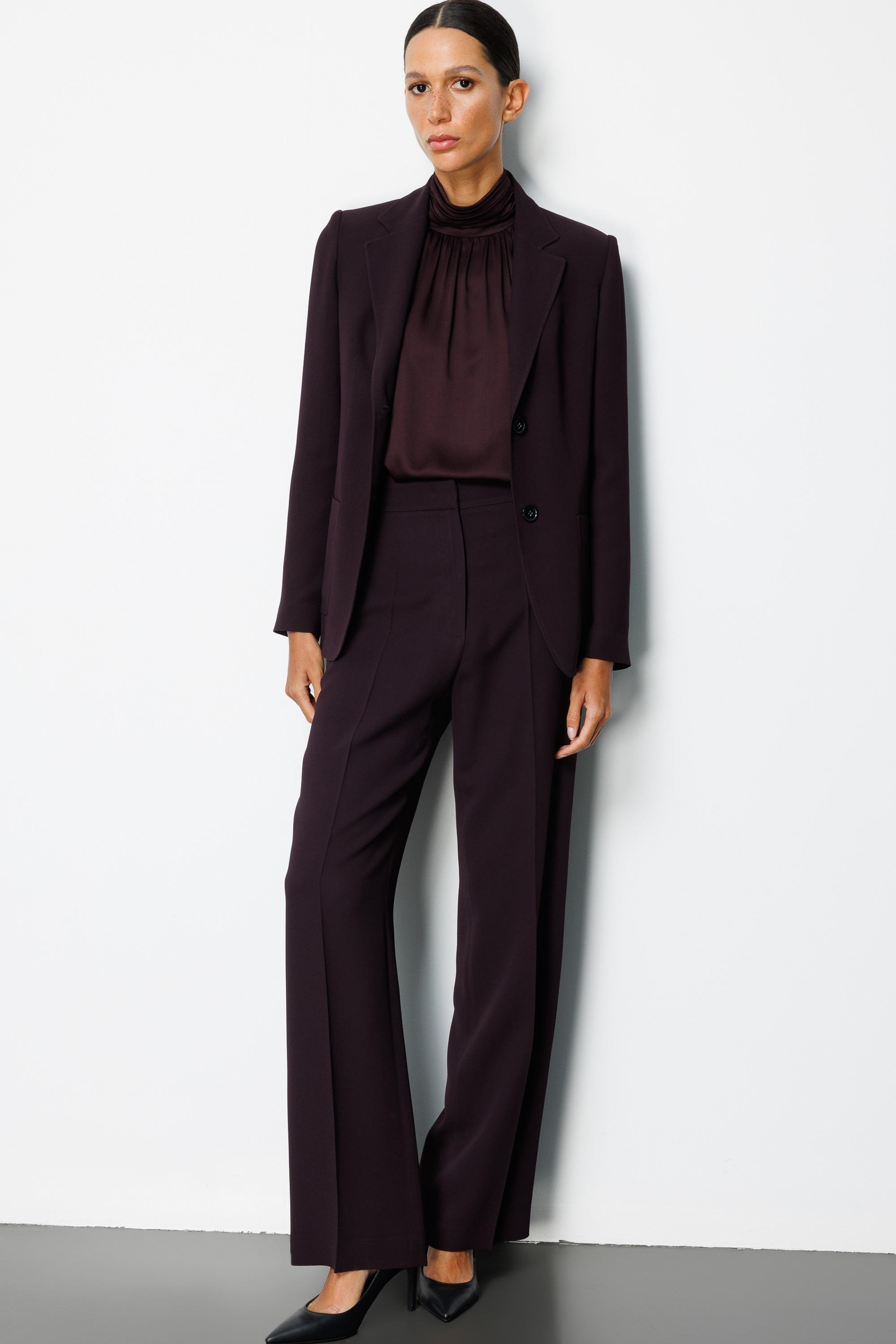 İki Dügmeli Dıştan Cepli Ceket