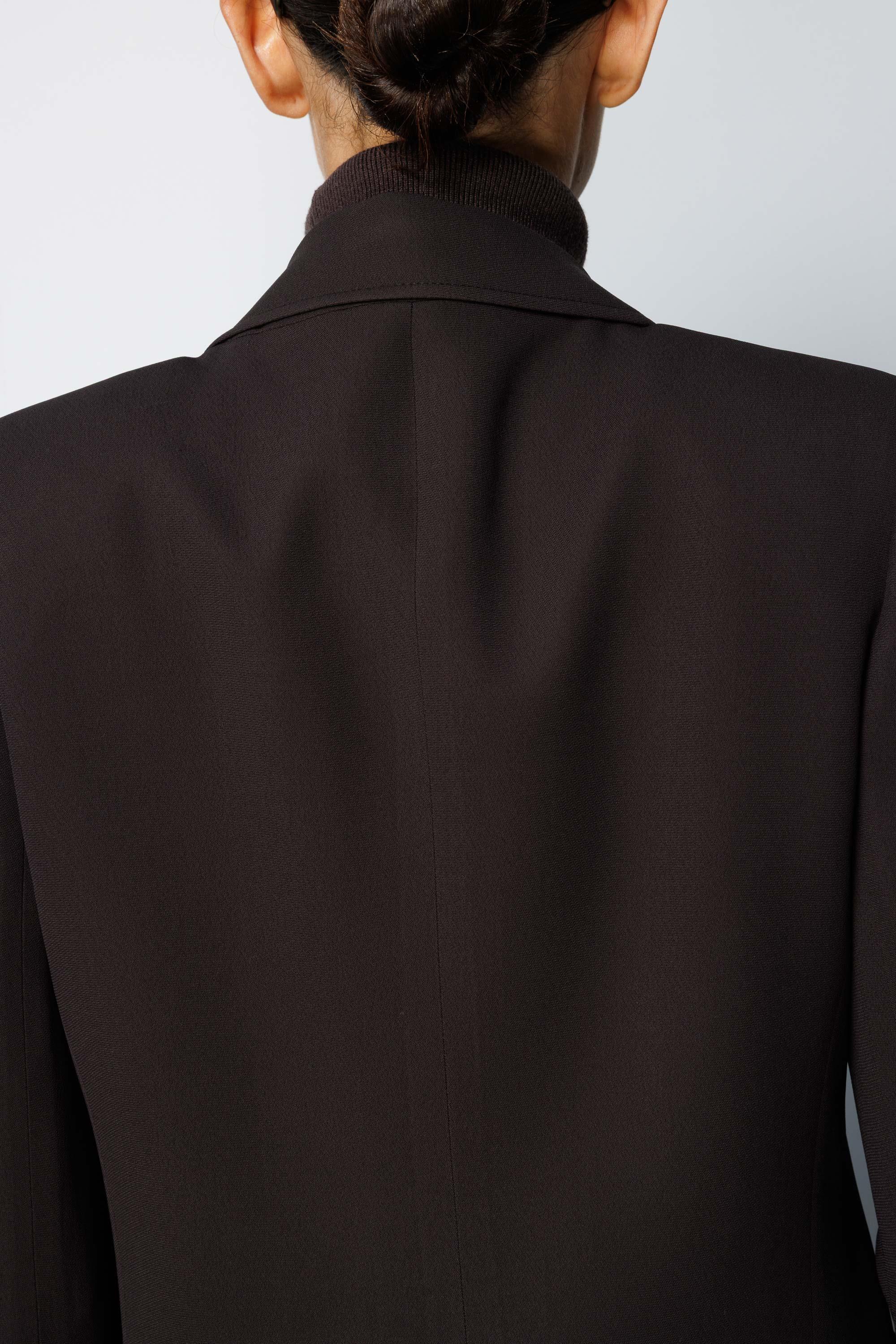 İki Dügmeli Dıştan Cepli Ceket