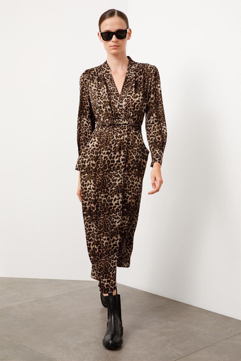 Kemerli Leopar Elbise