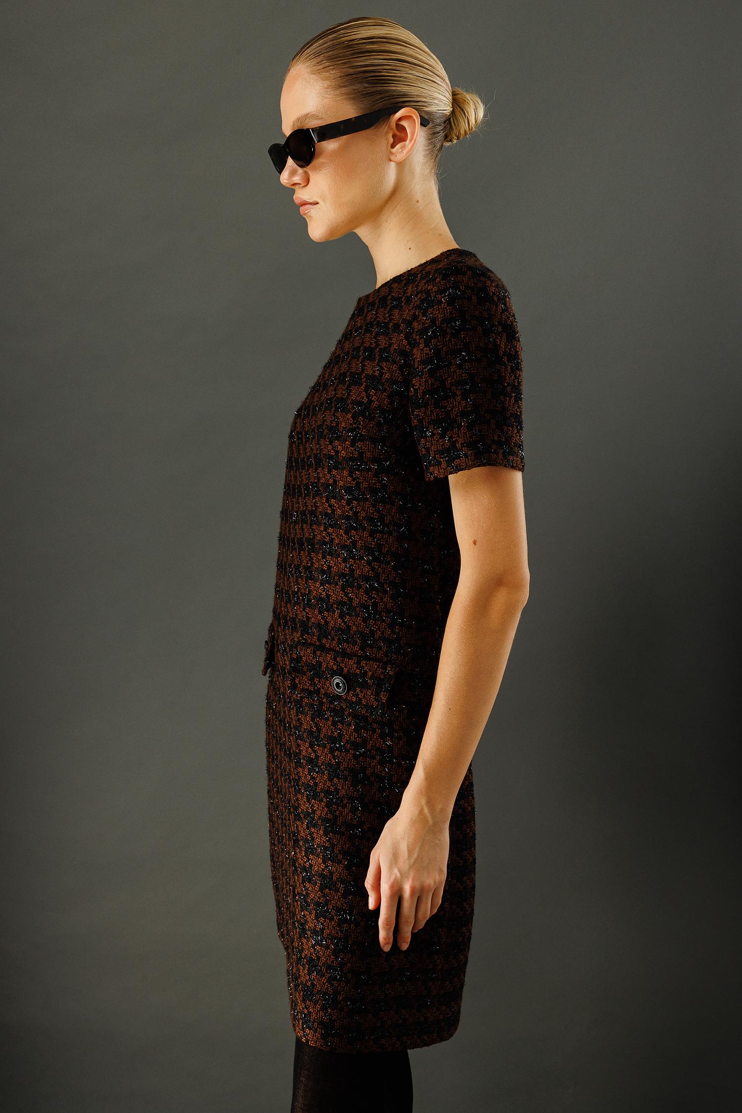 O Yaka Kazayağı Elbise