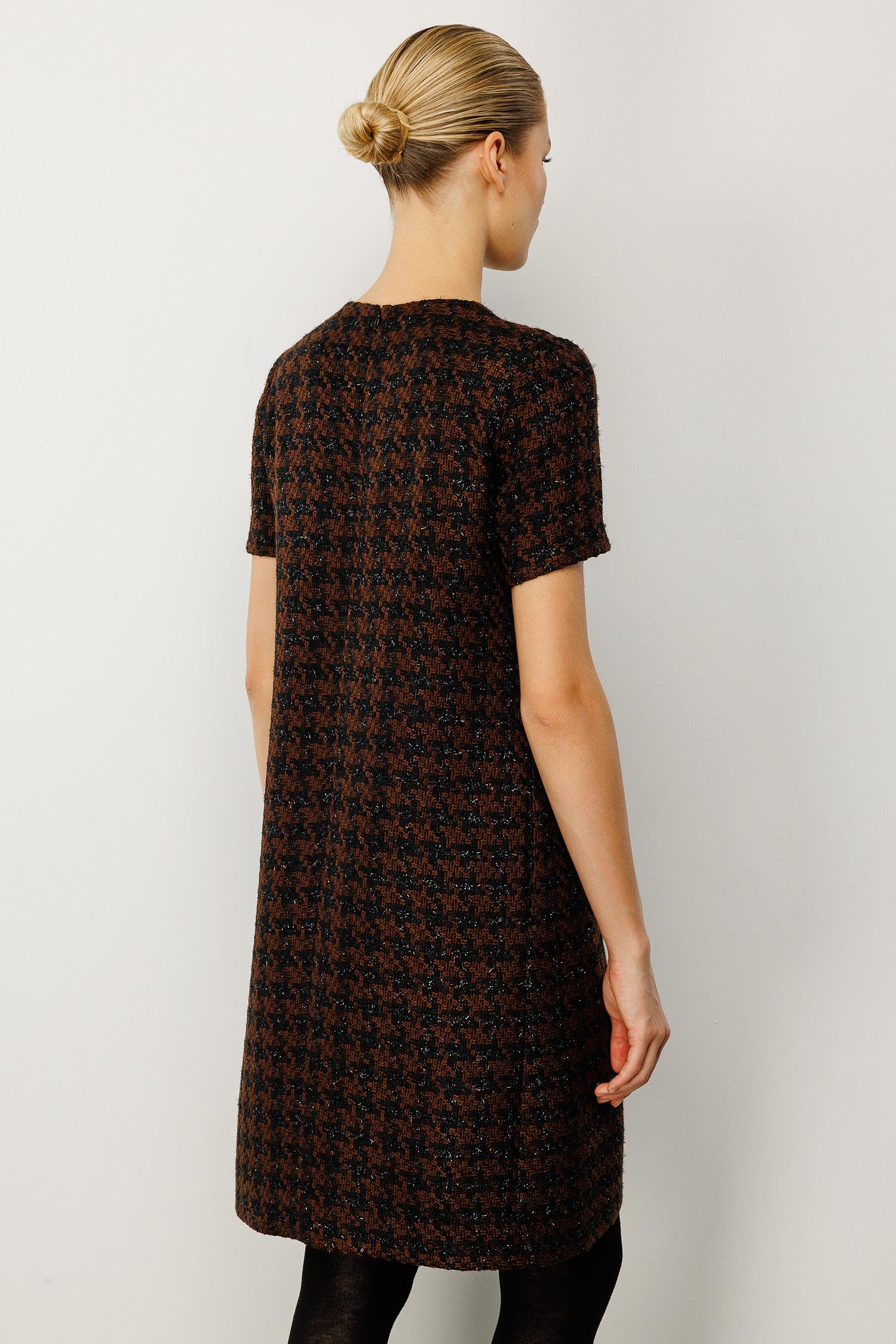 O Yaka Kazayağı Elbise