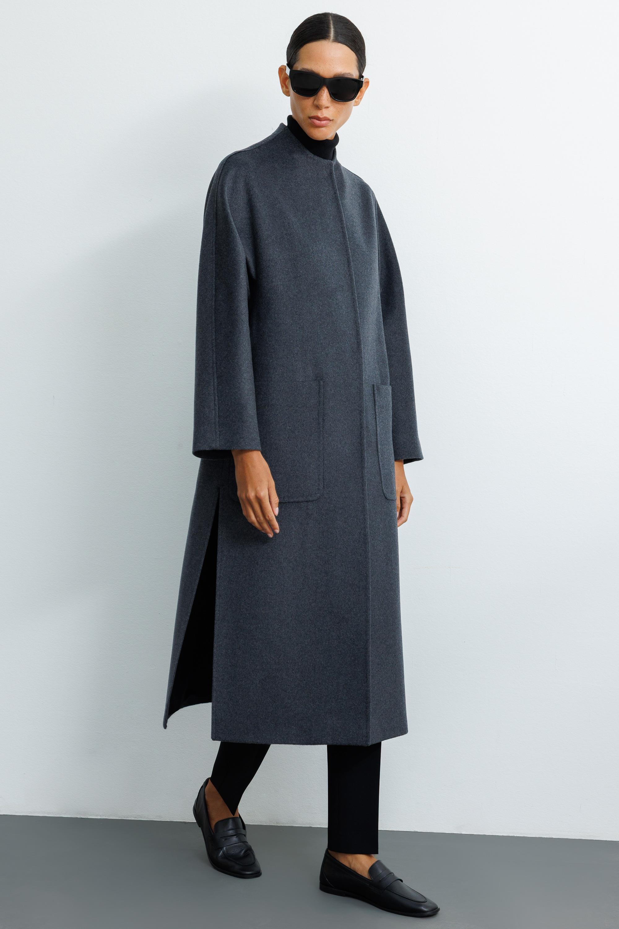 O Yaka Yırtmaçlı Uzun Manto