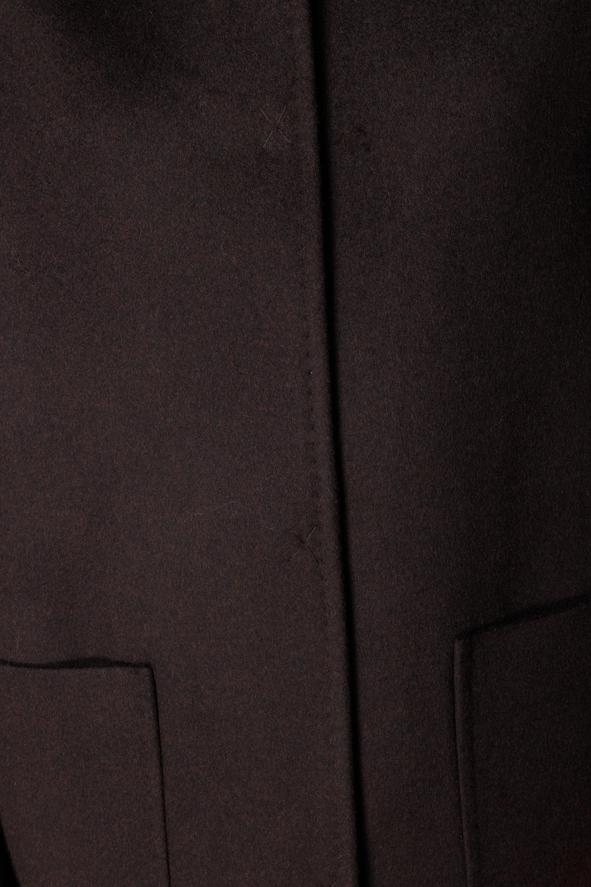 O Yaka Yırtmaçlı Uzun Manto