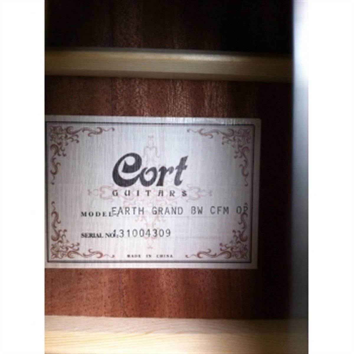 CORT EARTHGRAND BW CFM OP ELEKTRO AKUSTİK GİTAR