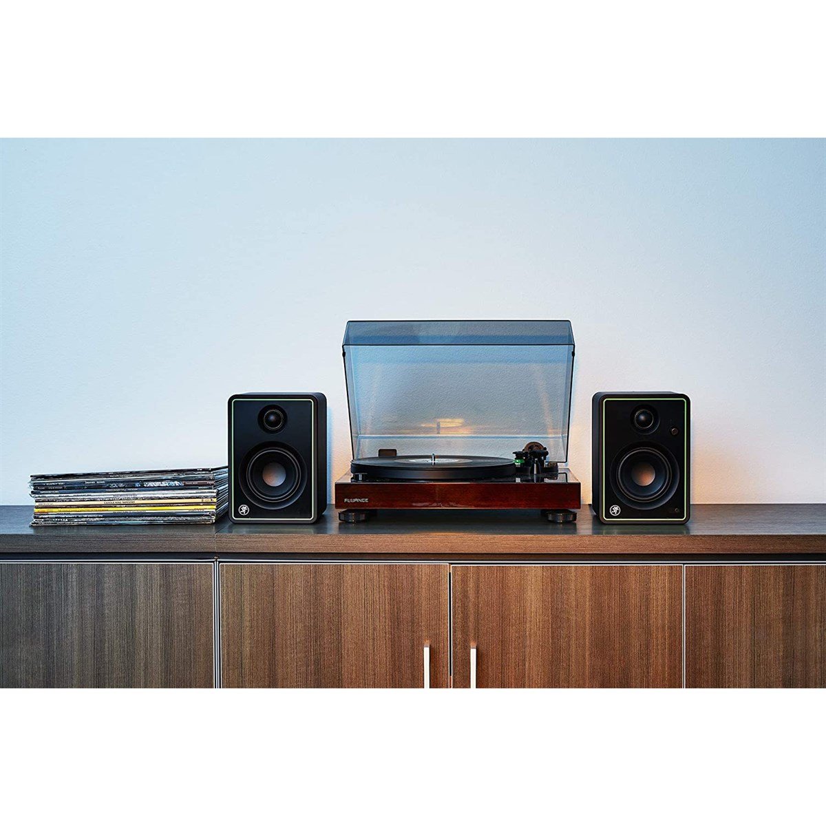 Mackie CR5-XBT - 5 Inch Bluetooth Multimedia Stüdyo Monitörü (Çift)