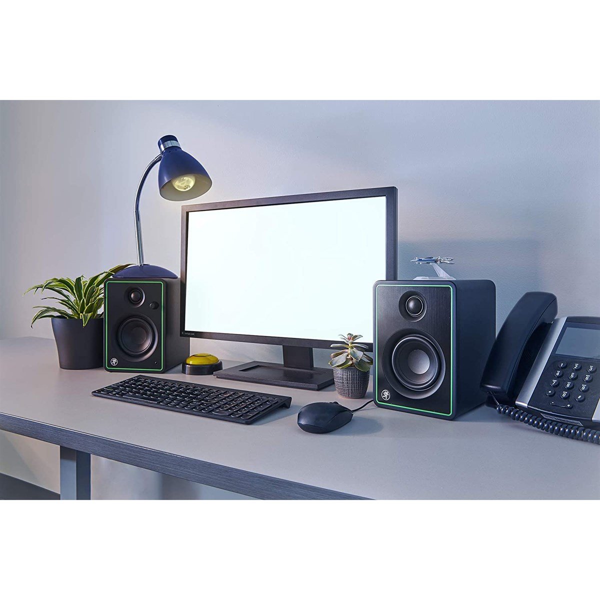 Mackie CR5-XBT - 5 Inch Bluetooth Multimedia Stüdyo Monitörü (Çift)