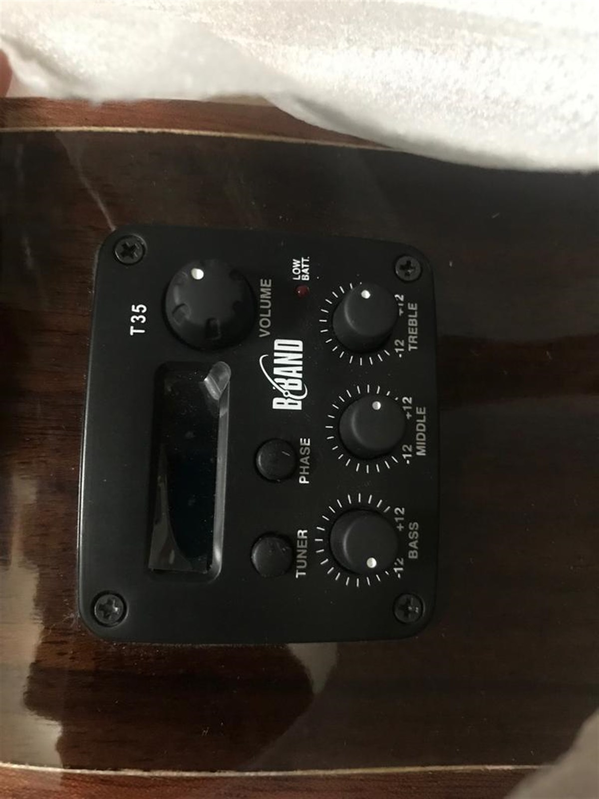 Valencia CG50CE Elektro Klasik Gitar
