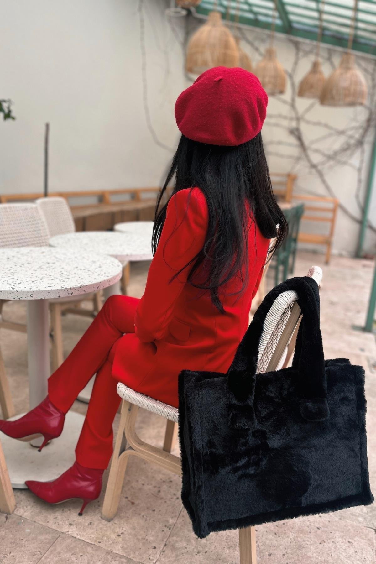 Siyah Renk Suni Kürk Kadın Çanta