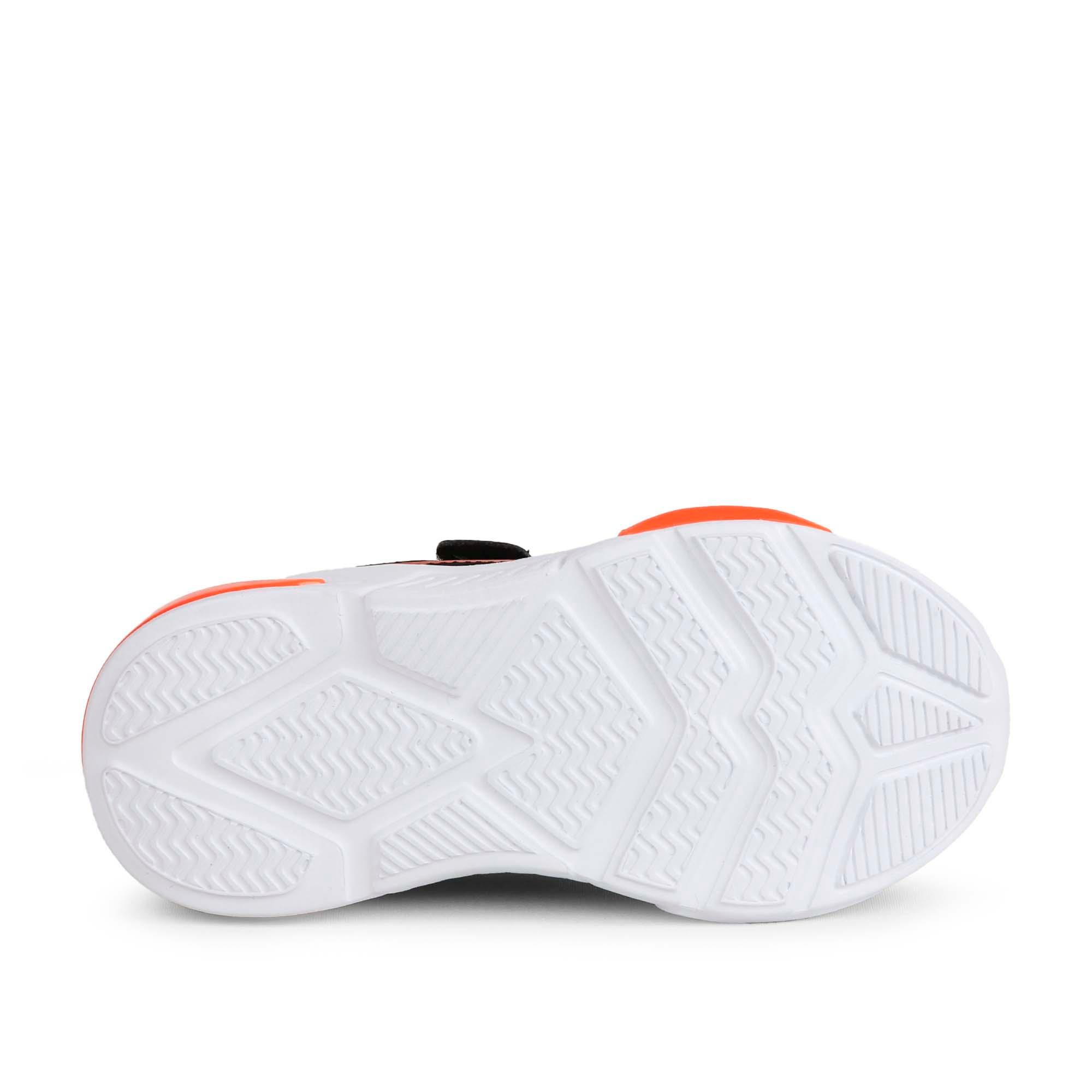 BUCK3022 CYRUS