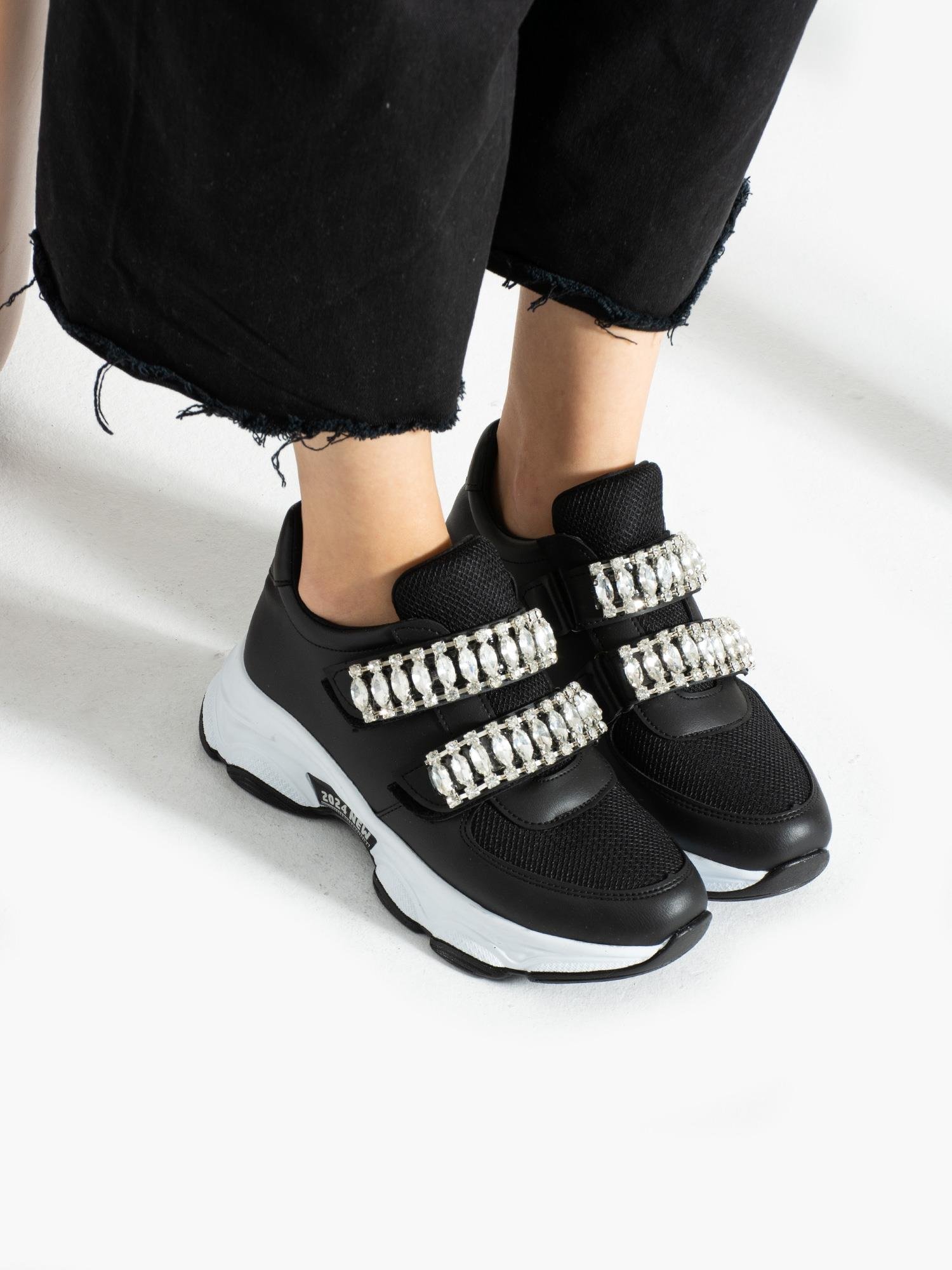 BONİTA Siyah Cırtı Taş Detay Kadın Sneakers
