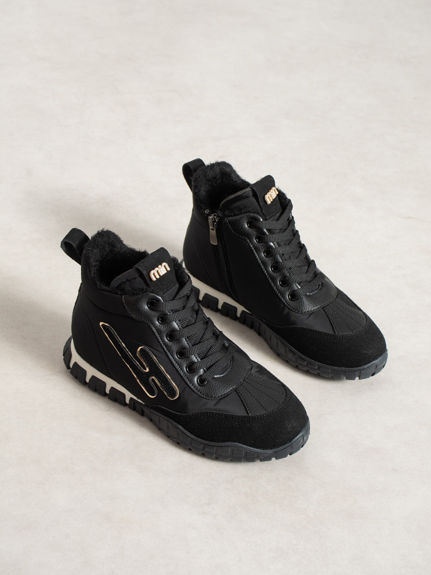 CARİNA Siyah İçi Kürklü Gizli Topuk Kadın Sneakers Bot