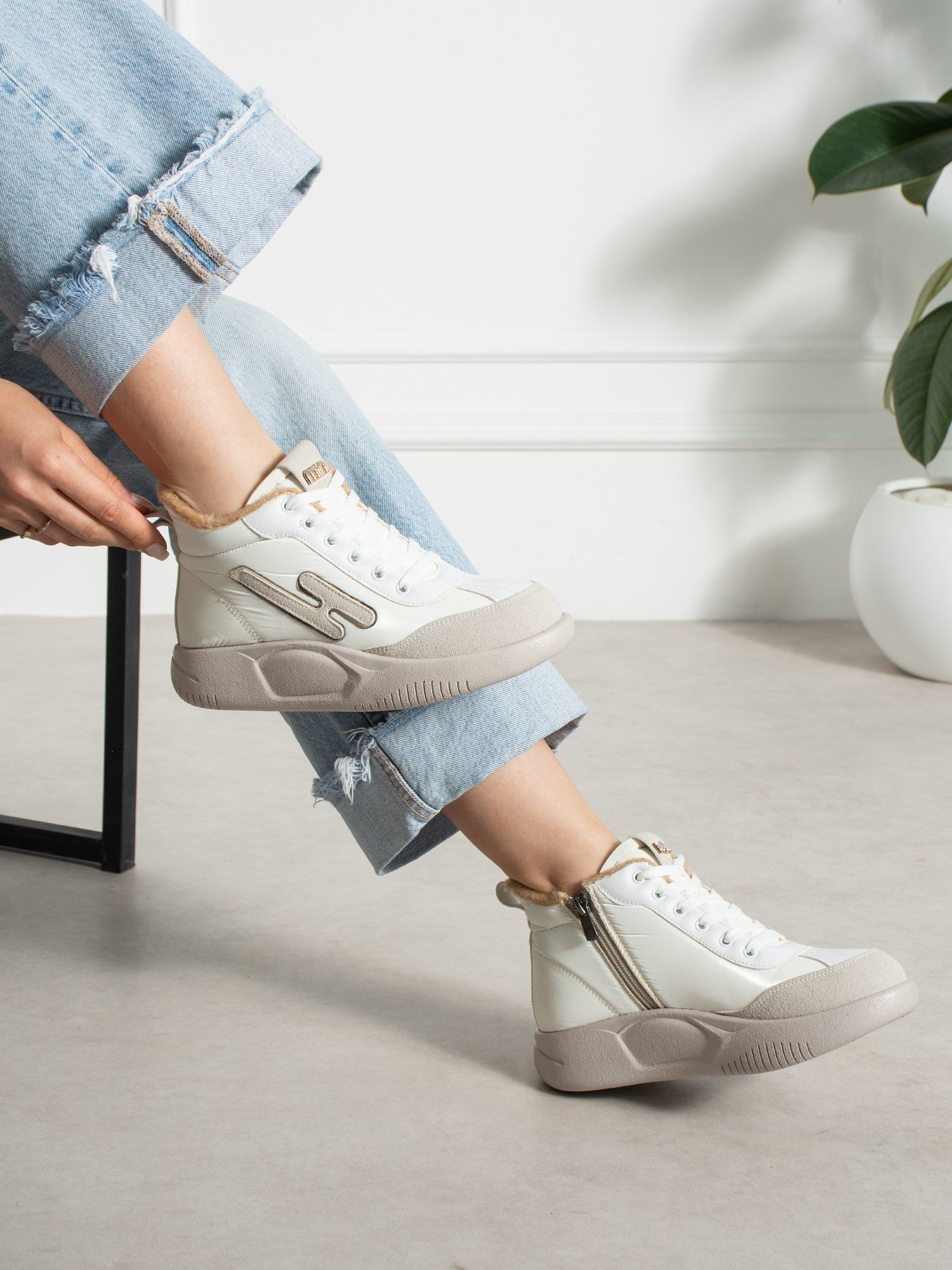 ELİSA Beyaz İçi Kürklü Gizli Topuklu Kadın Sneakers Bot