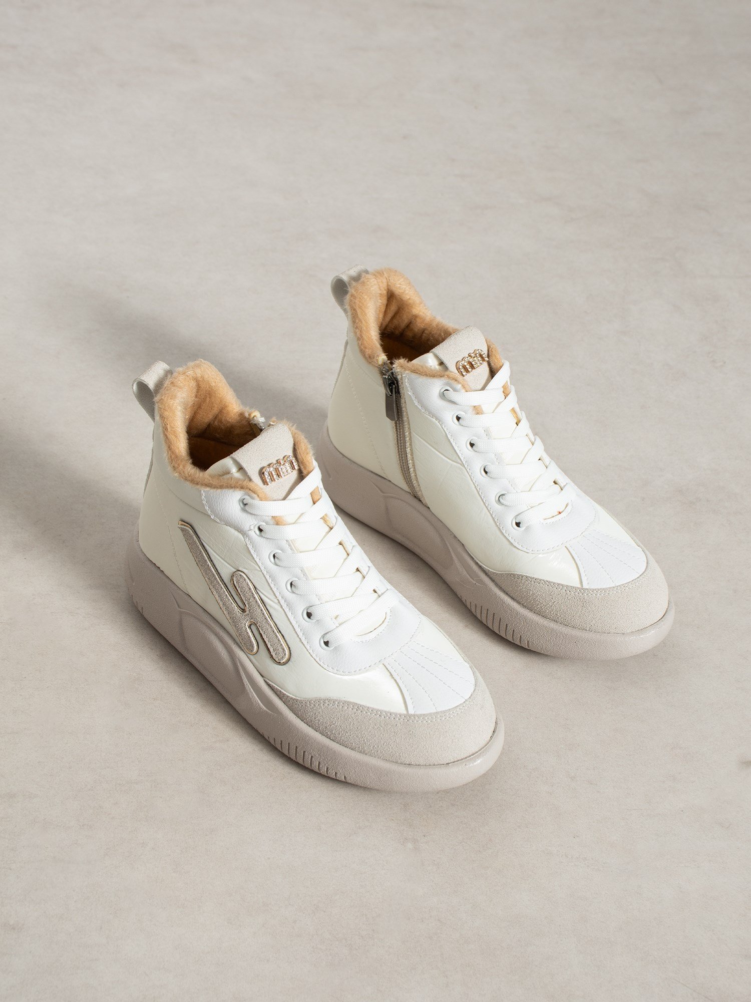 ELİSA Beyaz İçi Kürklü Gizli Topuklu Kadın Sneakers Bot