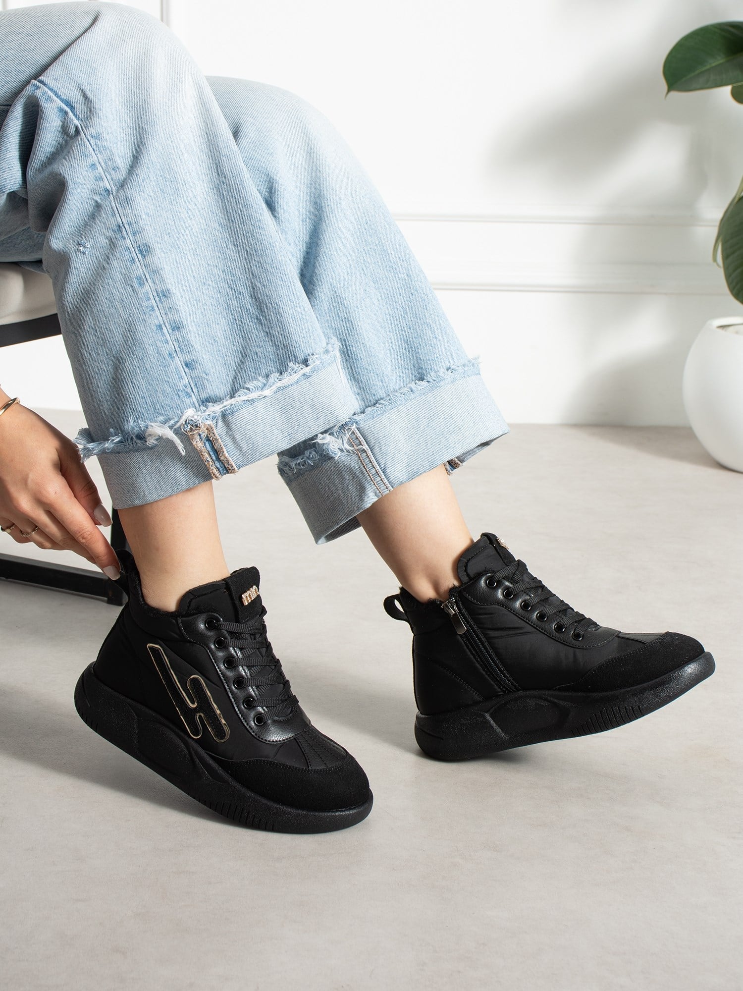 ELİSA Siyah İçi Kürklü Gizli Topuklu Kadın Sneakers Bot