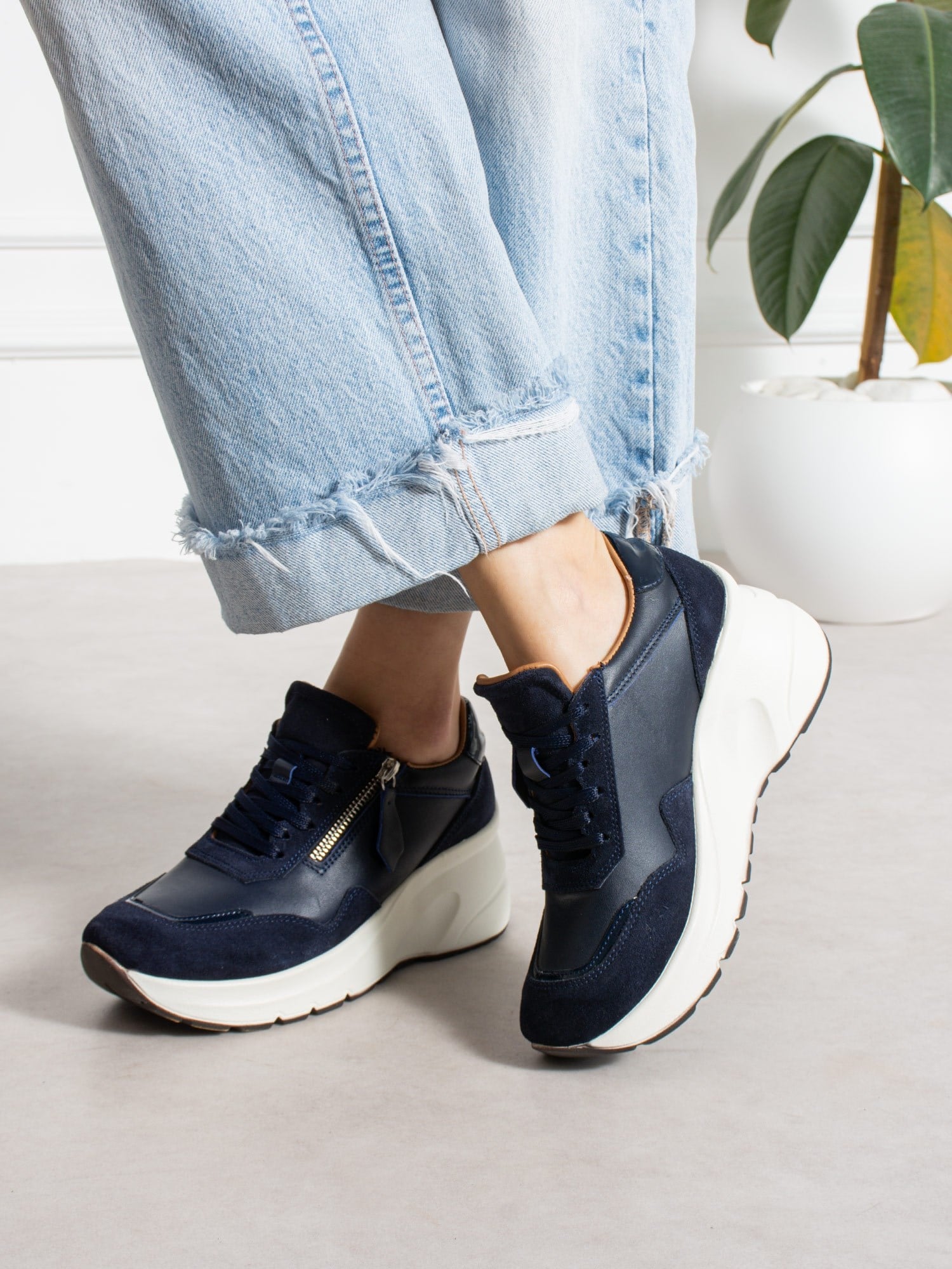 LARİNA Lacivert Hakiki Deri Kadın Sneakers