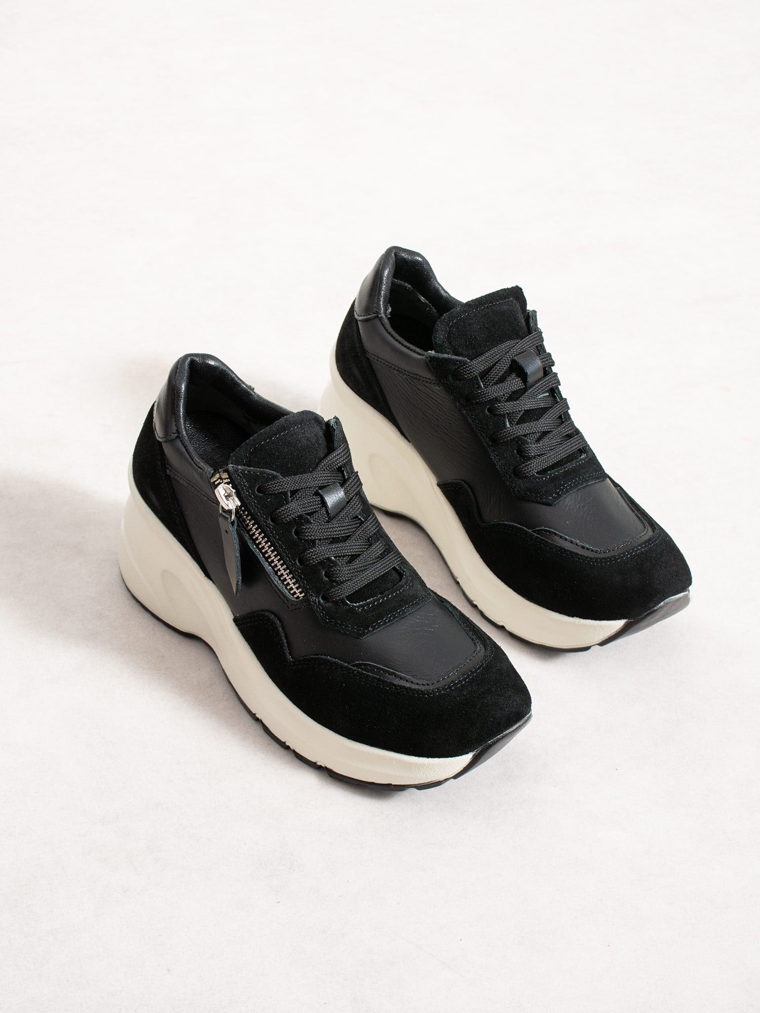 LARİNA Siyah Hakiki Deri Kadın Sneakers