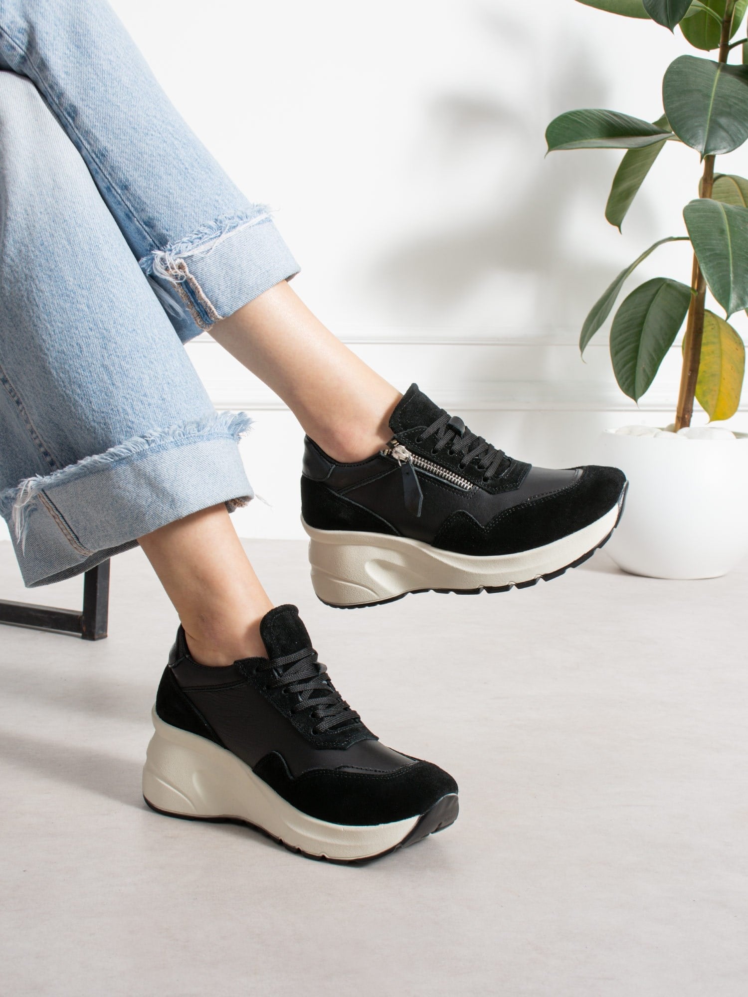 LARİNA Siyah Hakiki Deri Kadın Sneakers