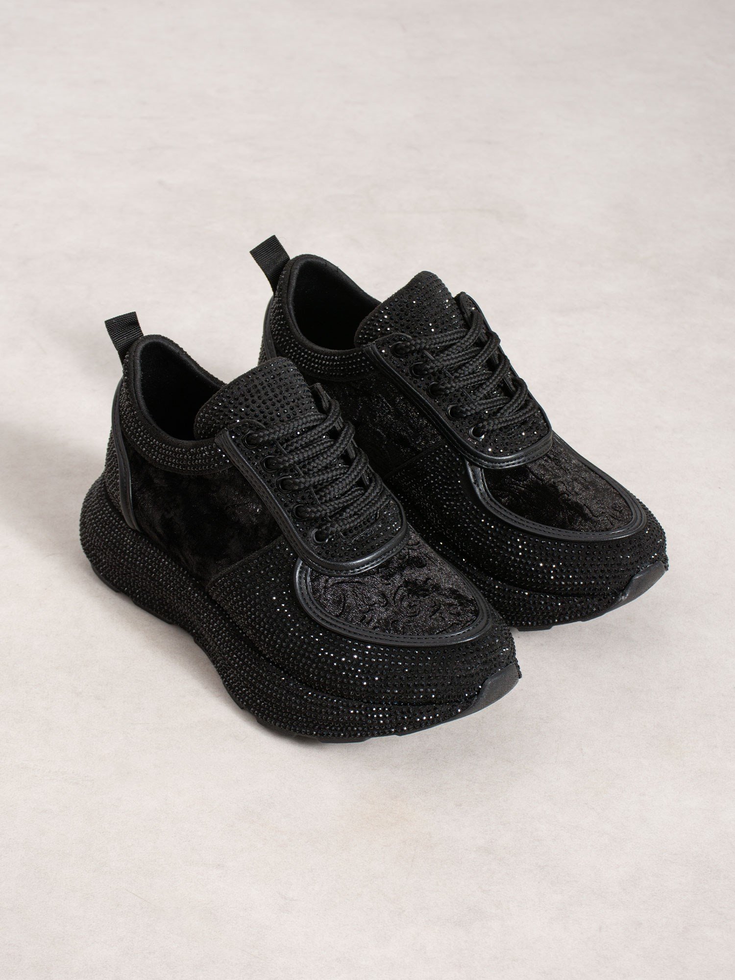 VOCHO Siyah Taşlı Kadın Sneakers