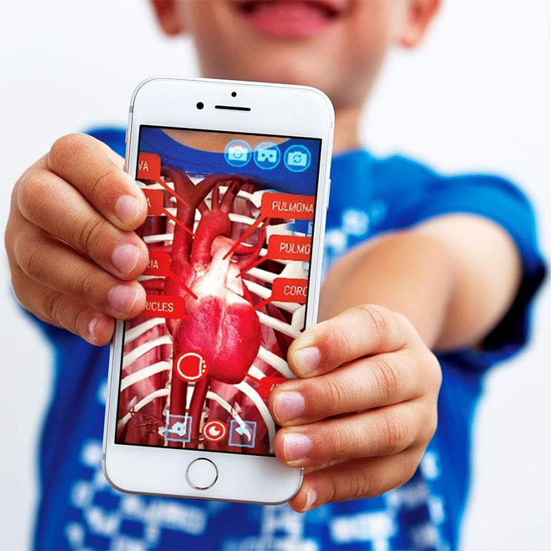 Curiscope Virtuali-Tee Çocuklar İçin Anatomi Eğitici AR / Artırılmış Gerçeklik Tişörtü