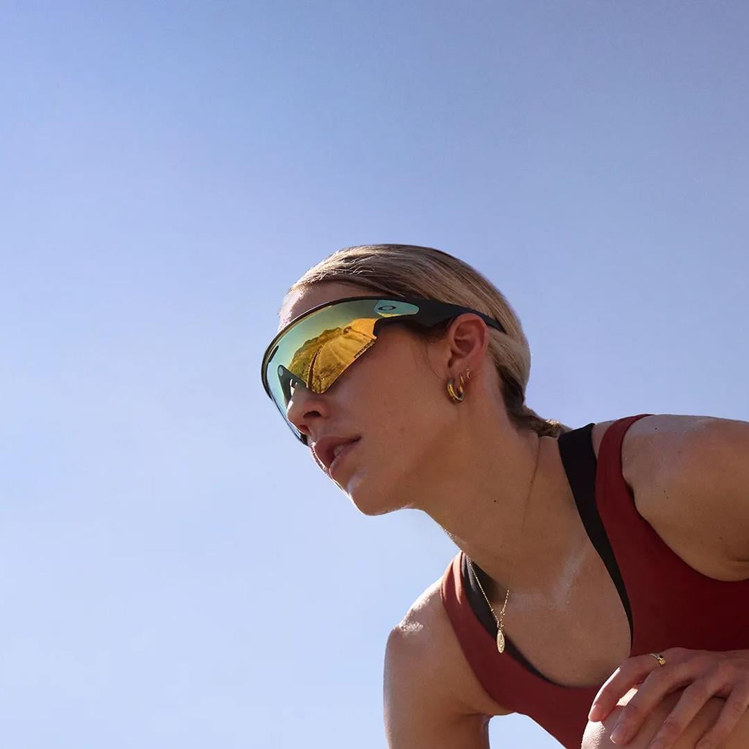 Oakley Meta Vanguard Kameralı Yapay Zekalı Akıllı Gözlük