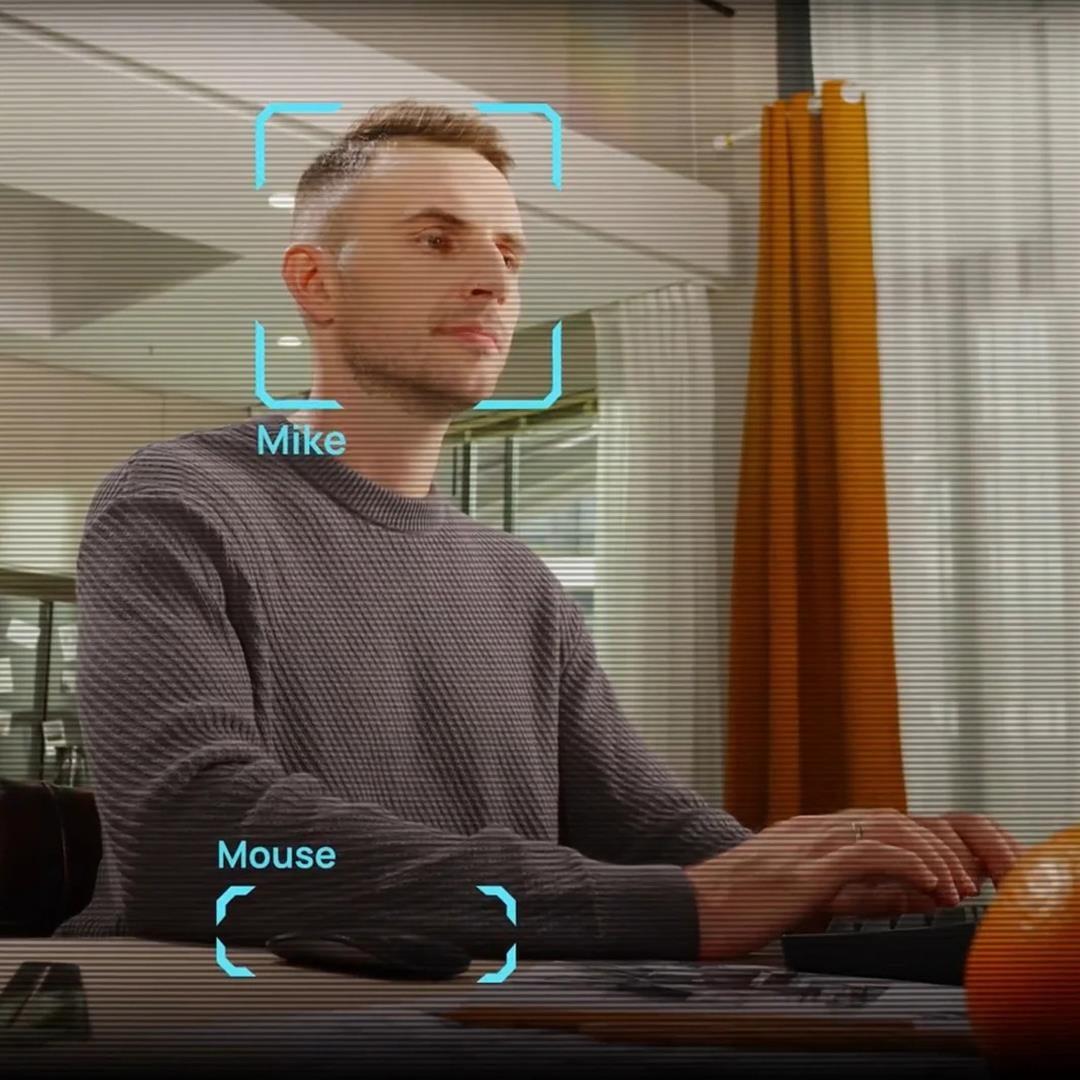 LOOI Robot ChatGPT Entegrasyonlu Masaüstü Yapay Zekâ Asistanı