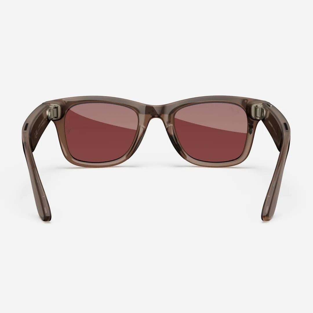 Ray-Ban Meta Wayfarer Kameralı Yapay Zekalı Akıllı Gözlük Warm Stone Transitions Watermelon Red
