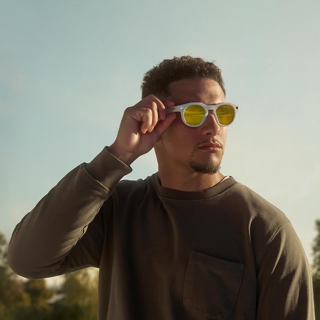 Oakley Meta HSTN Kameralı Yapay Zekalı Akıllı Gözlük Warm Grey Prizm 24K Polarized