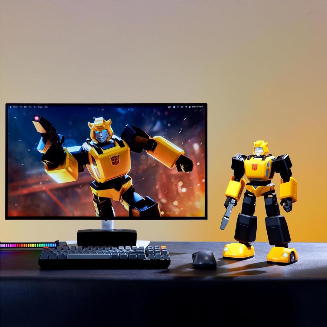 Robosen Transformers G1 Bumblebee Robot