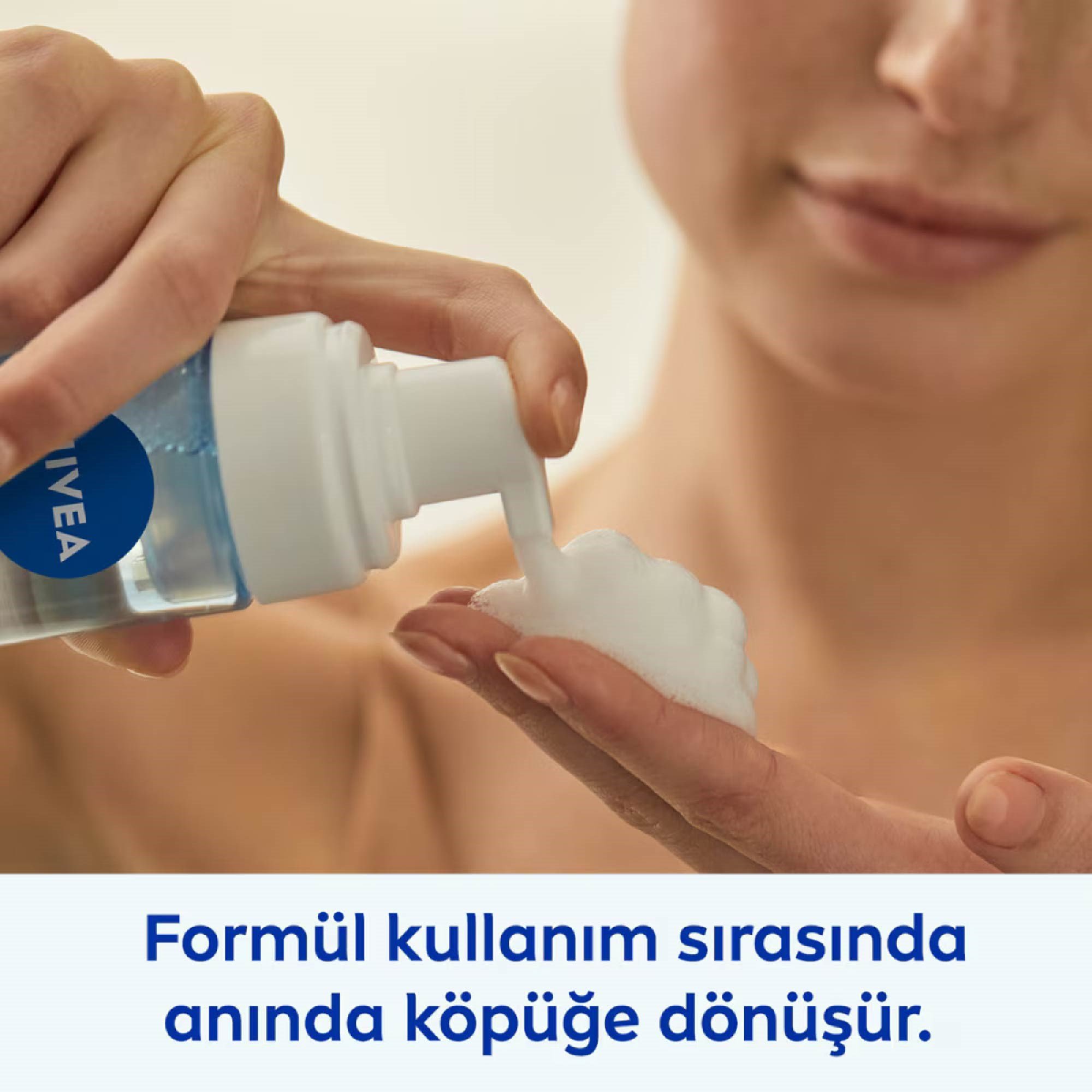 Nivea Canlandırıcı Yüz Temizleme Köpüğü