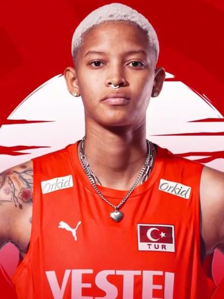 Kalea Kalın Gümüş Zincirli Kalp Kolye
