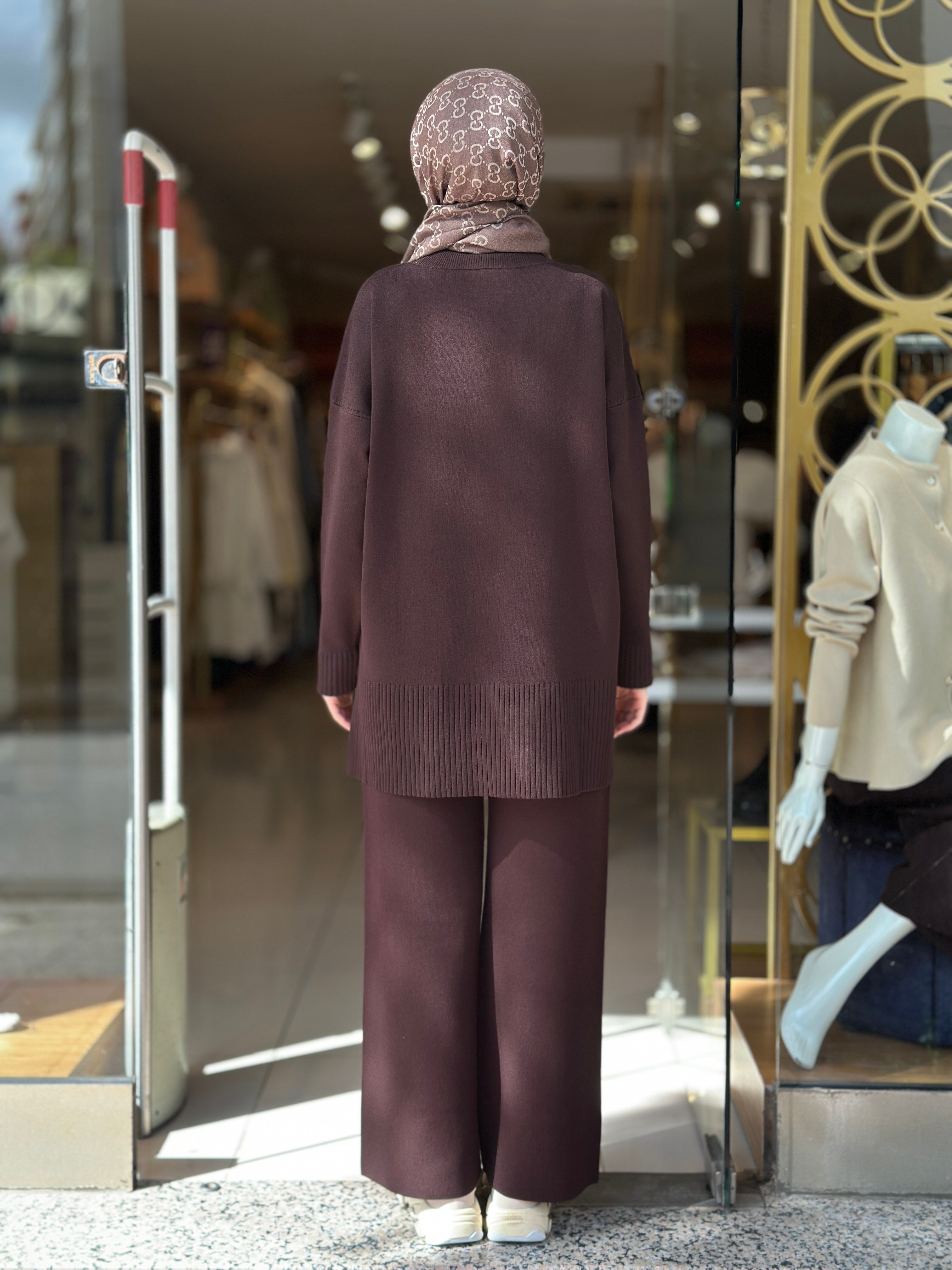 Basic Triko Takım - Kahverengi