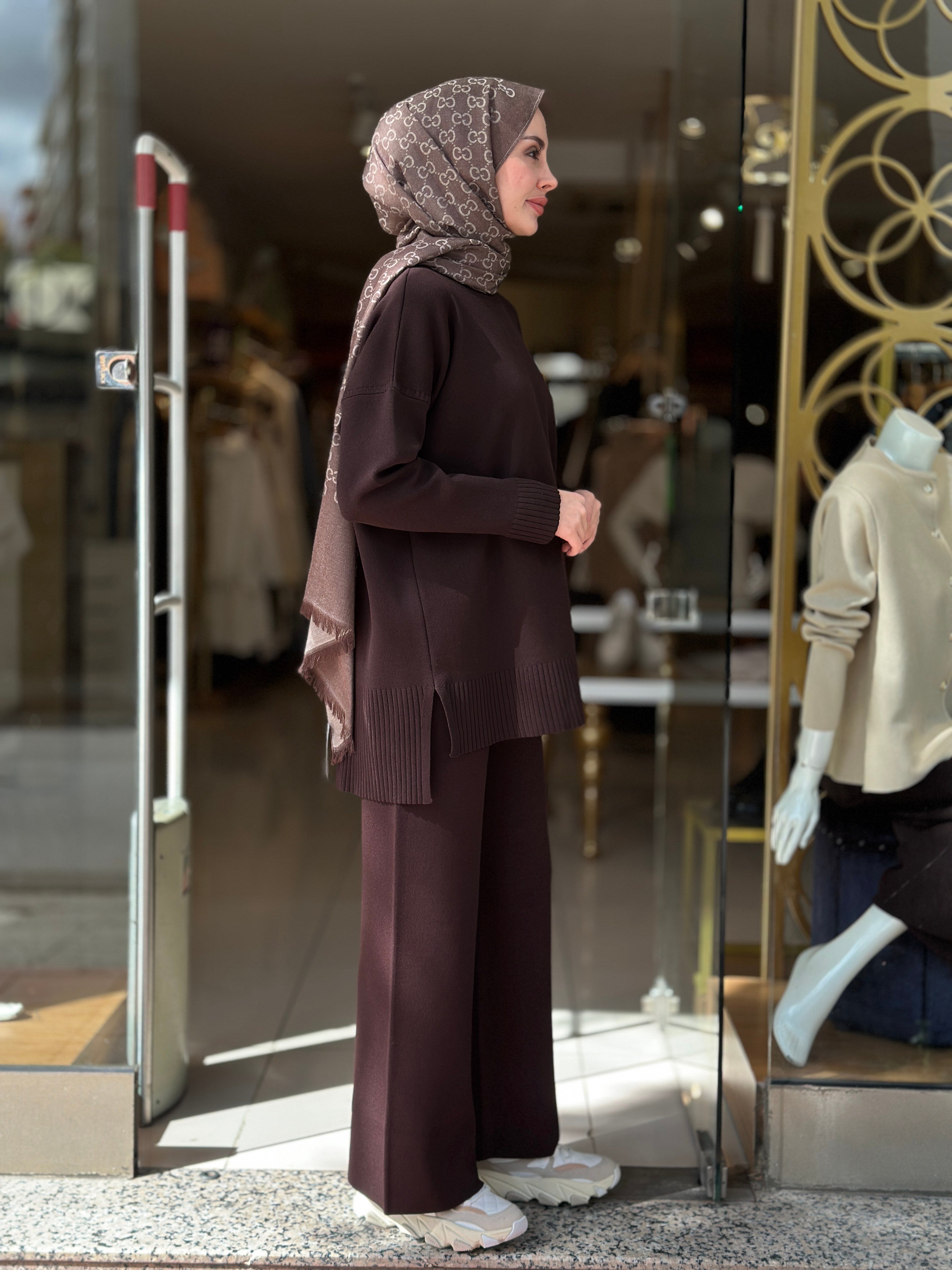 Basic Triko Takım - Kahverengi