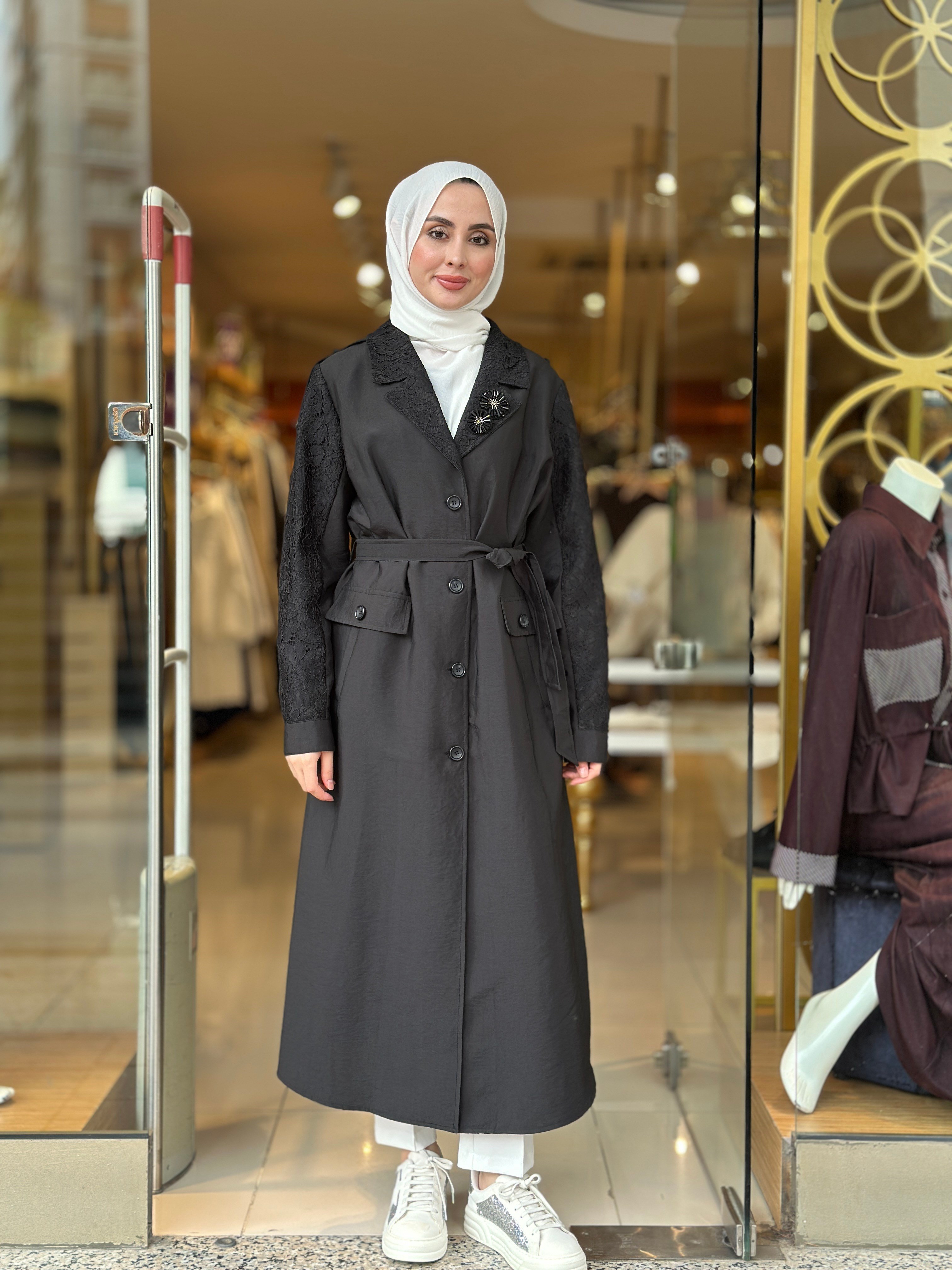 Dantel Detaylı Şık Kap - Siyah